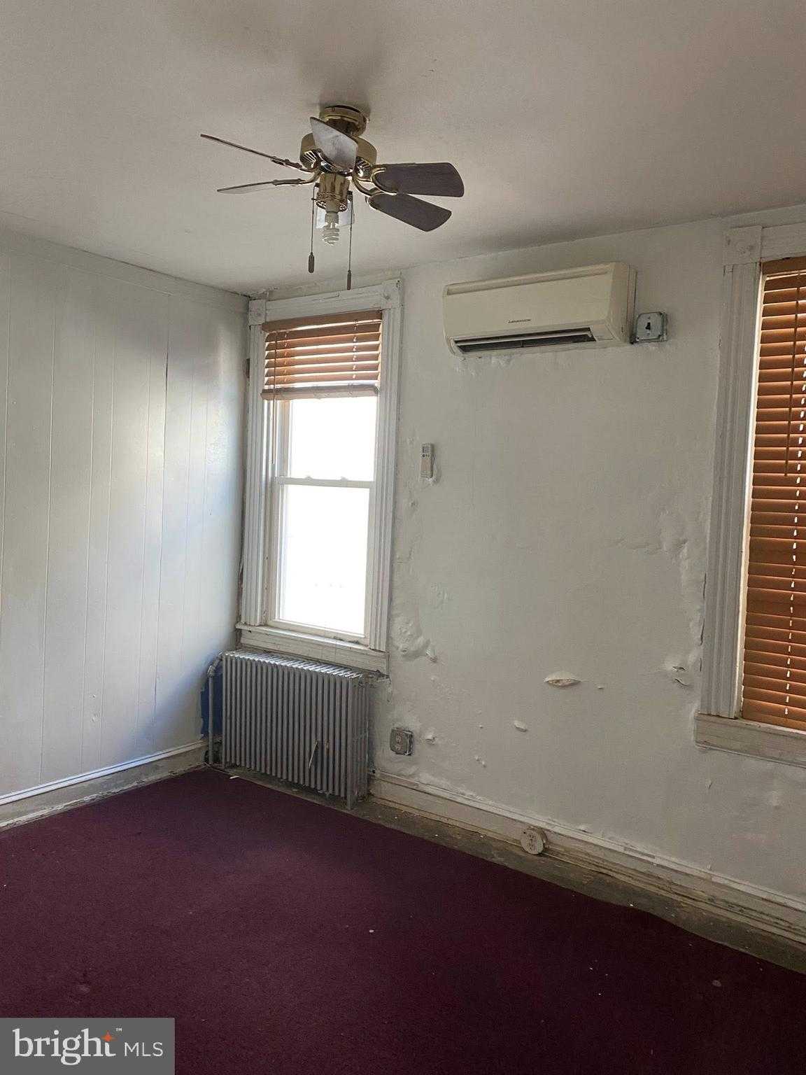 631 Cator Ave photo 8