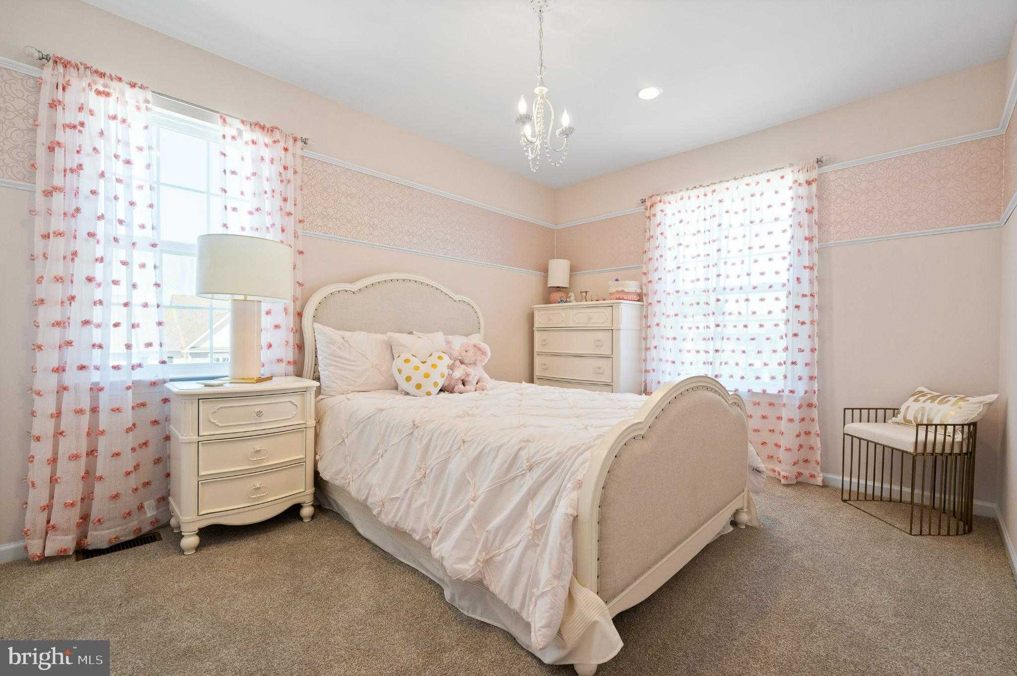 304 E Sawyer Ct photo 21