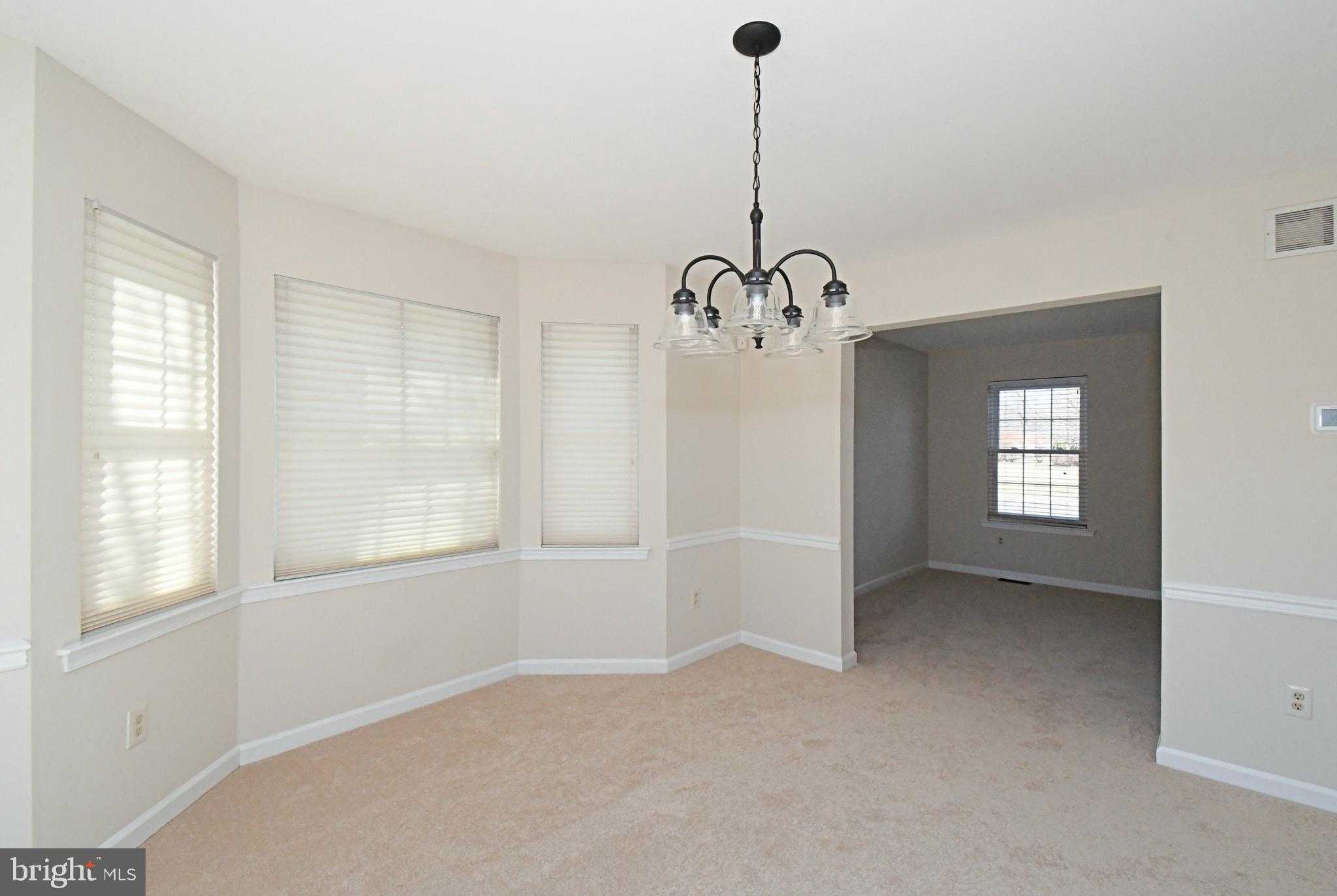 1943 Linden Ln photo 14