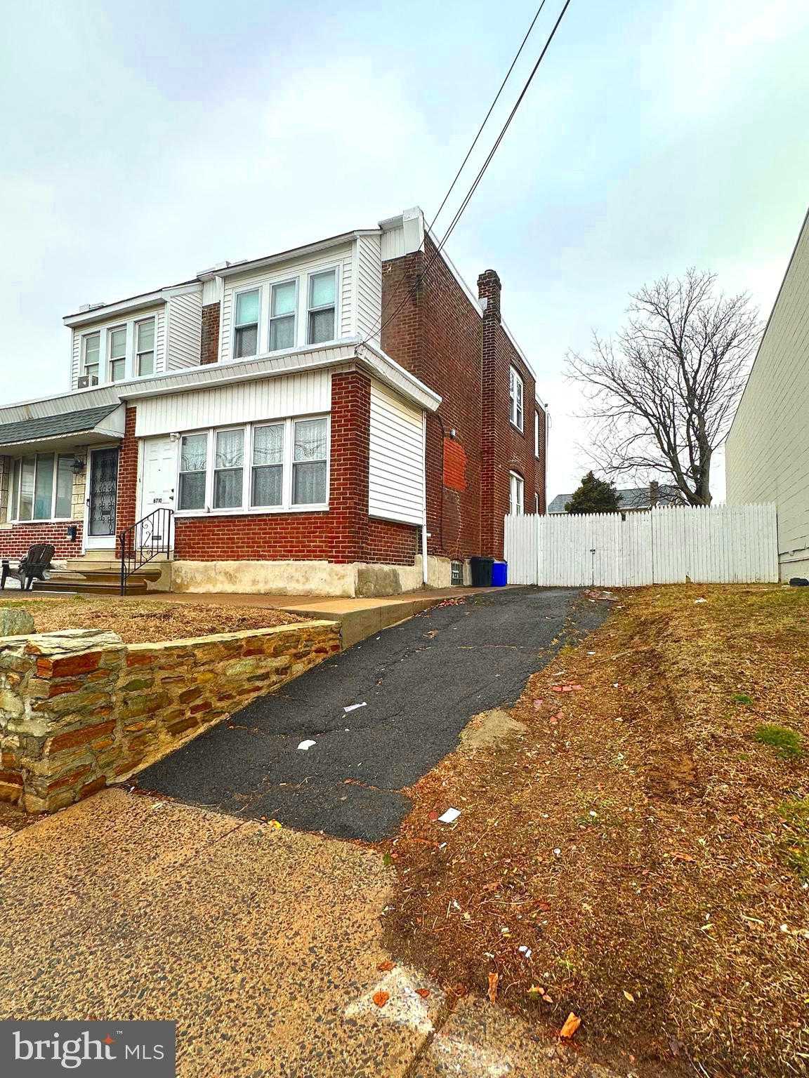 6710 Charles St photo 3