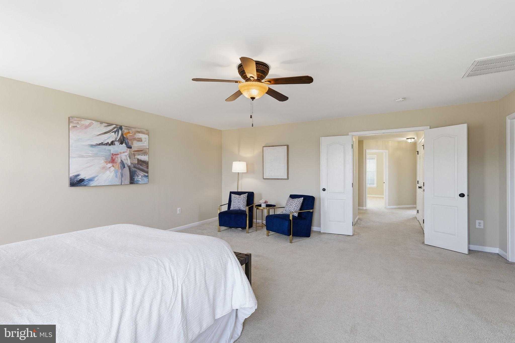 22951 Weybridge Sq photo 38