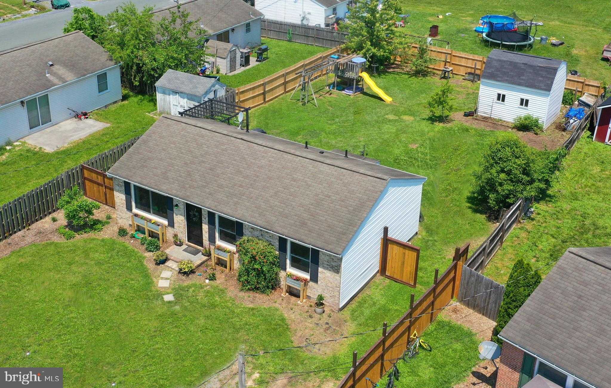 114 Green Park Dr, Winchester