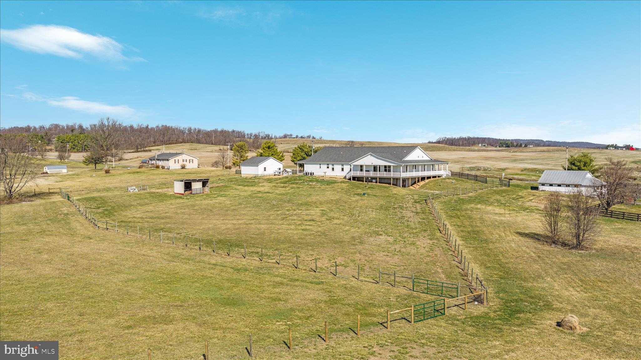 199 Laurel Grove Rd photo 4