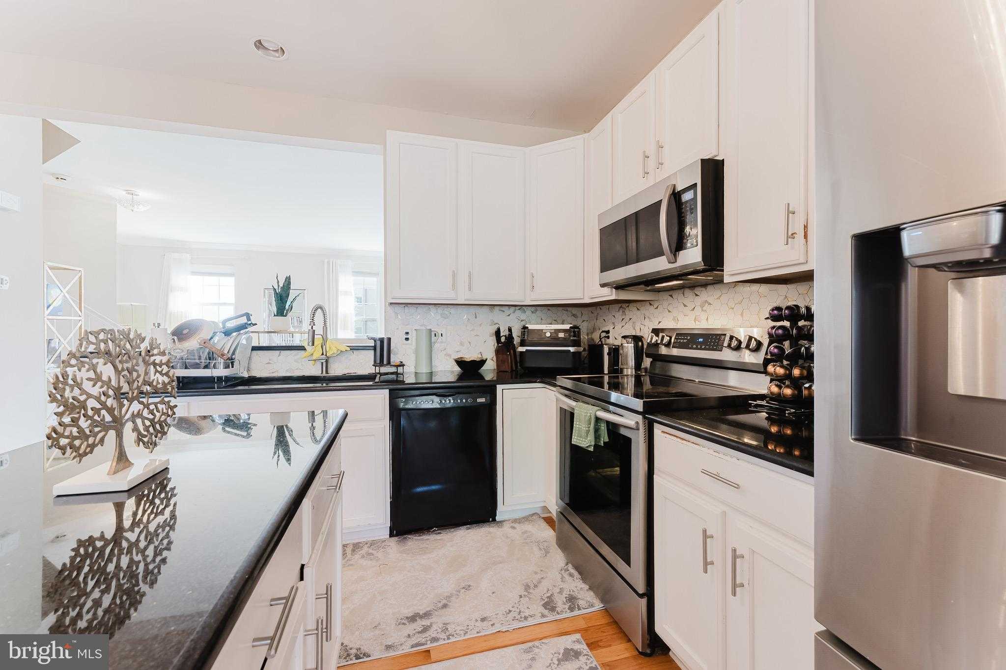 1380 Cranes Bill Way photo 22