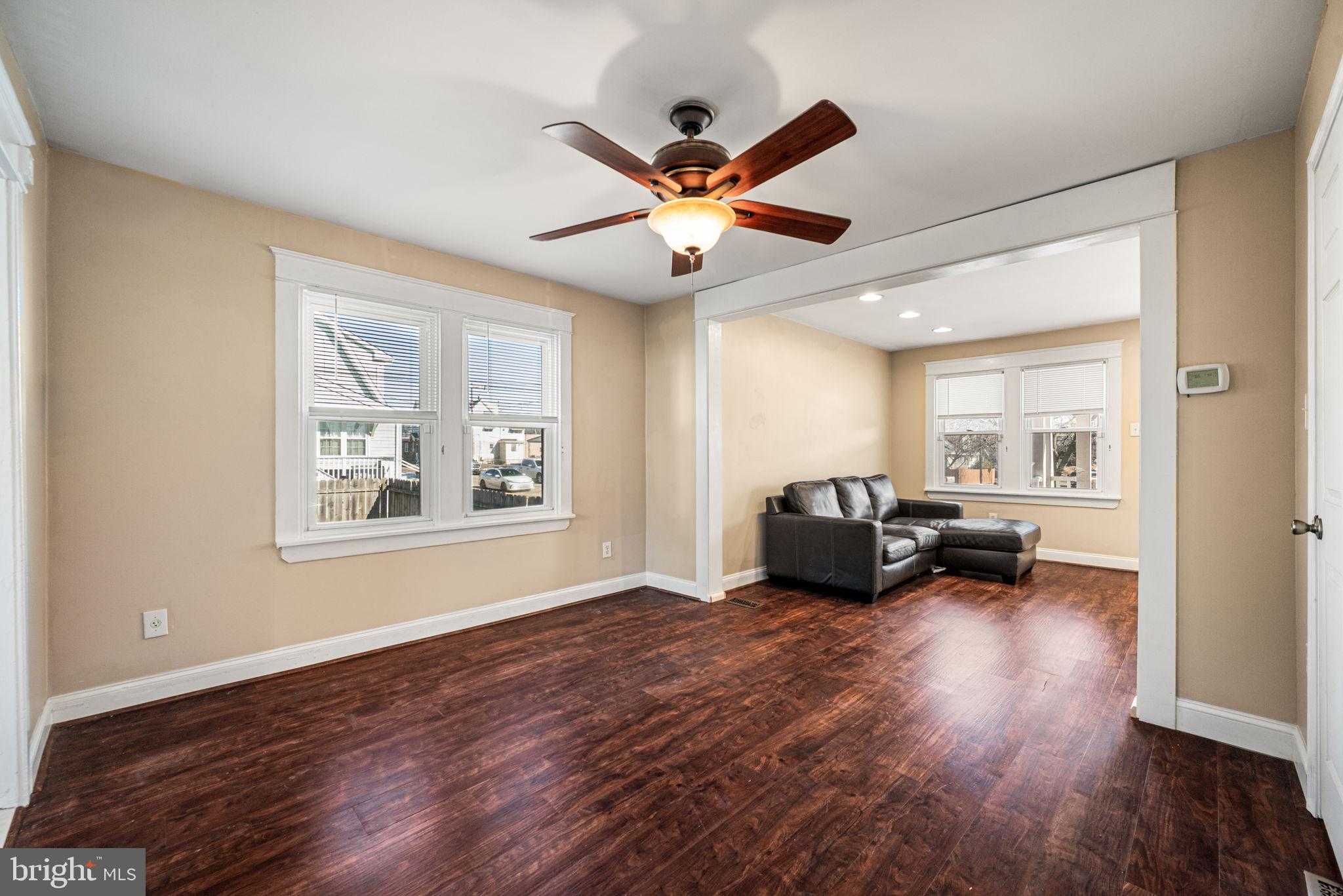 1401 Grant Ave photo 7