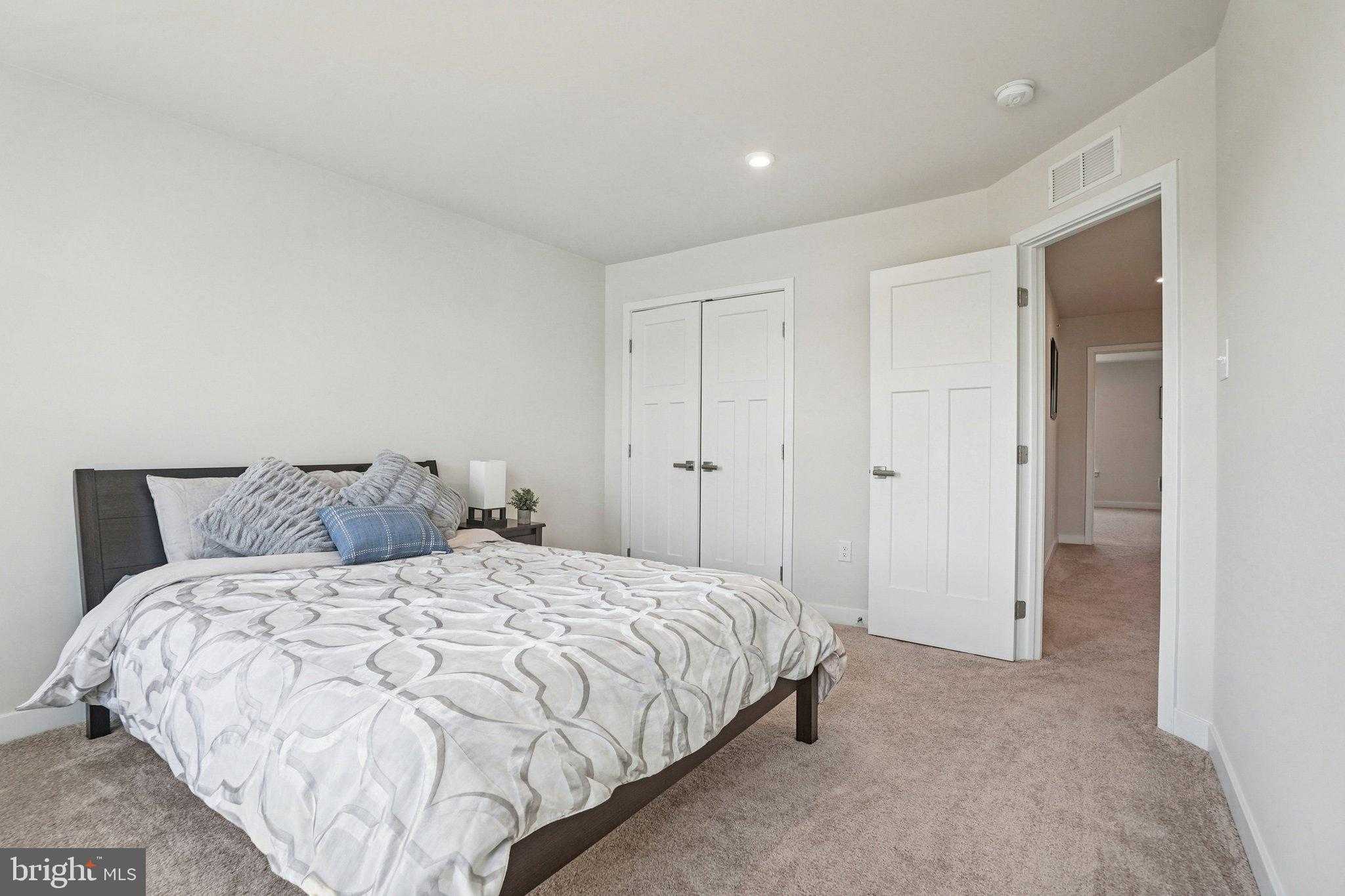 7982 Milltown Cir photo 15