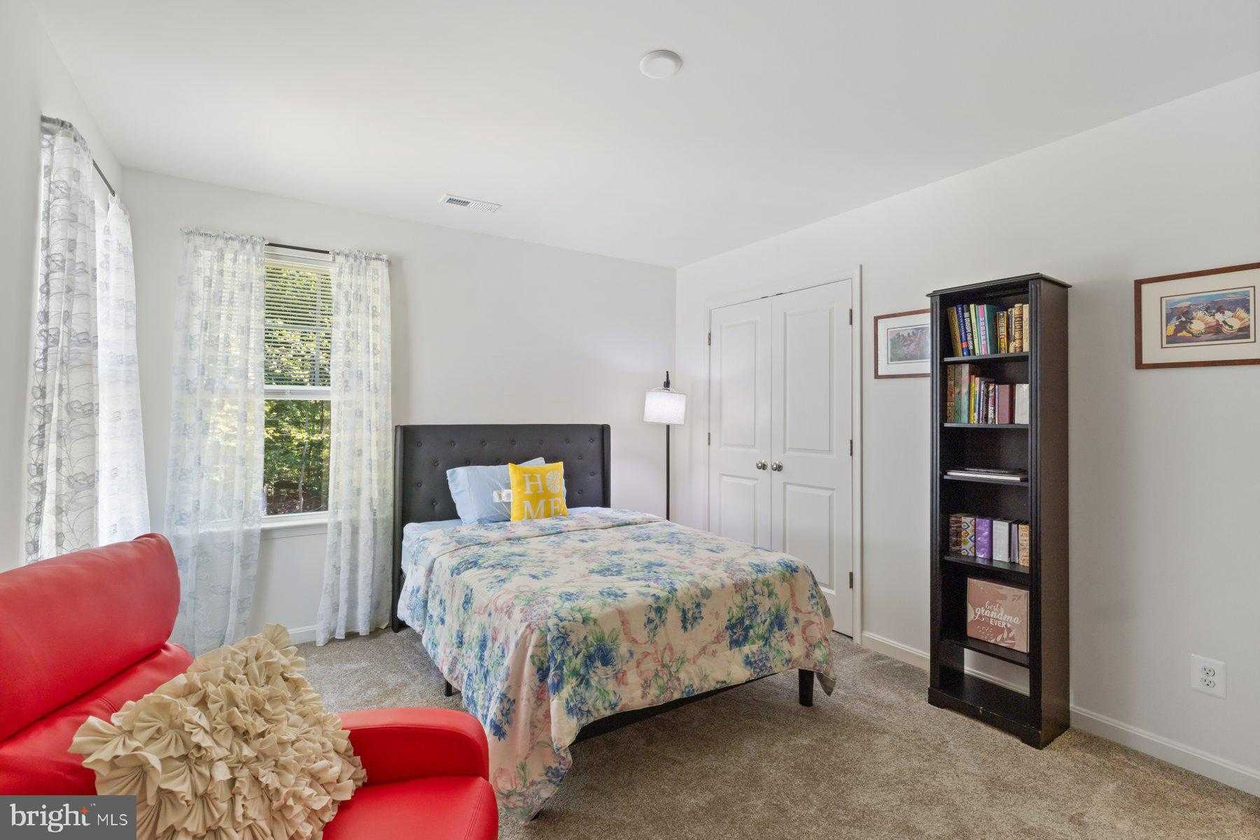 18 Madison Paige Dr photo 15