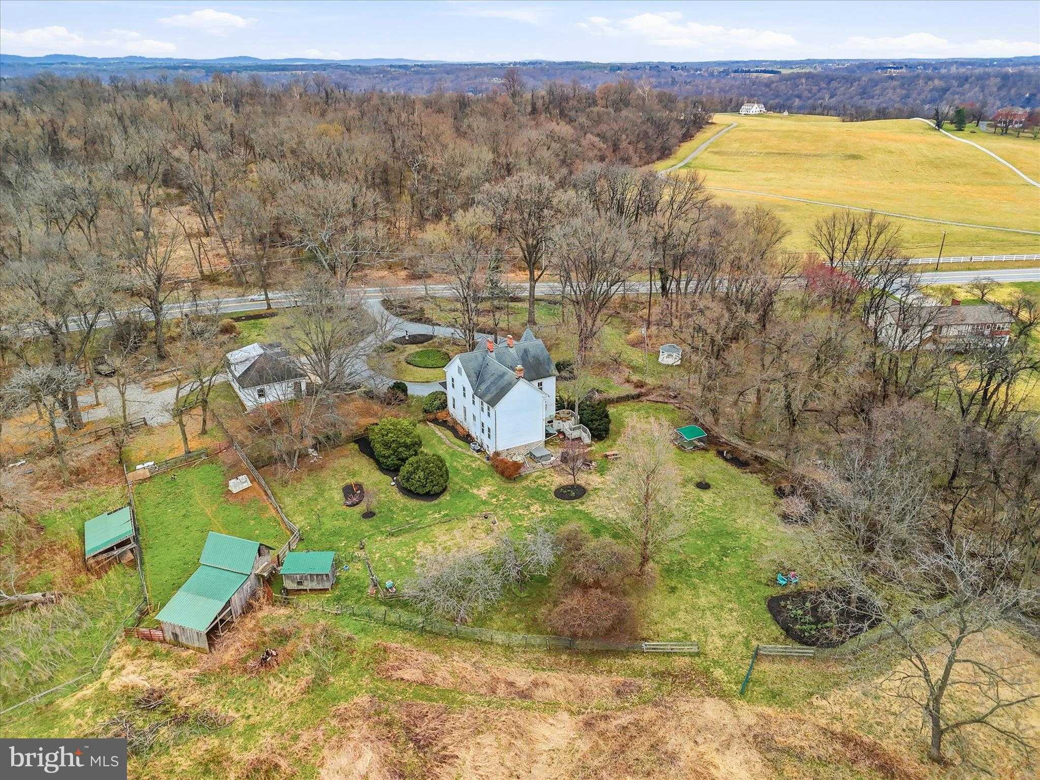 608 Jefferson Pike photo 6