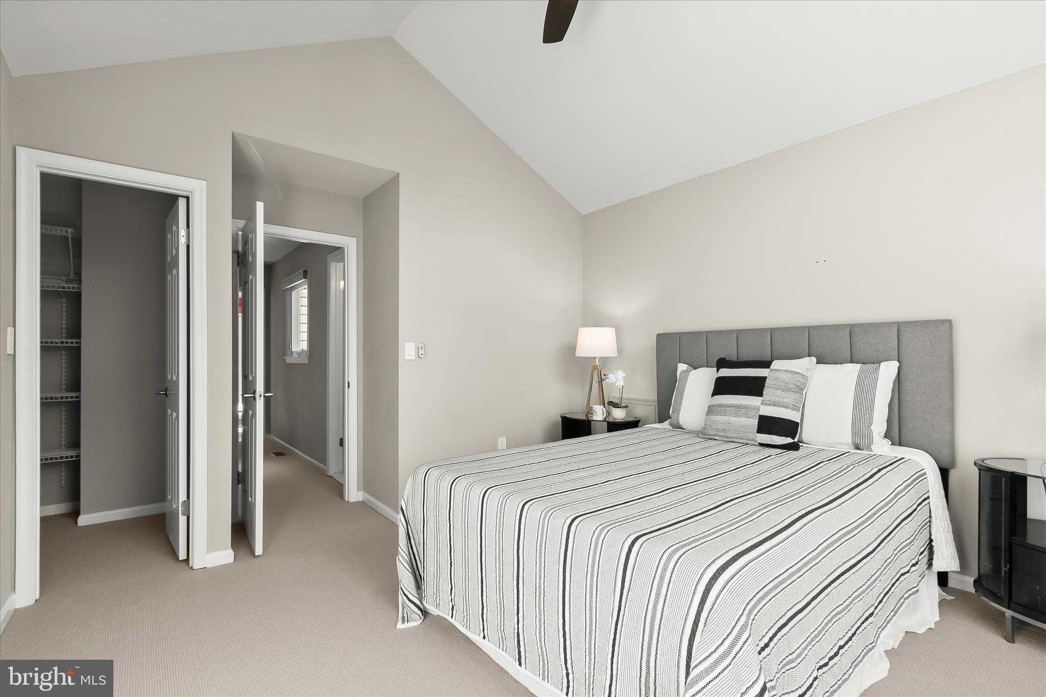 14215 Summit Ln photo 34