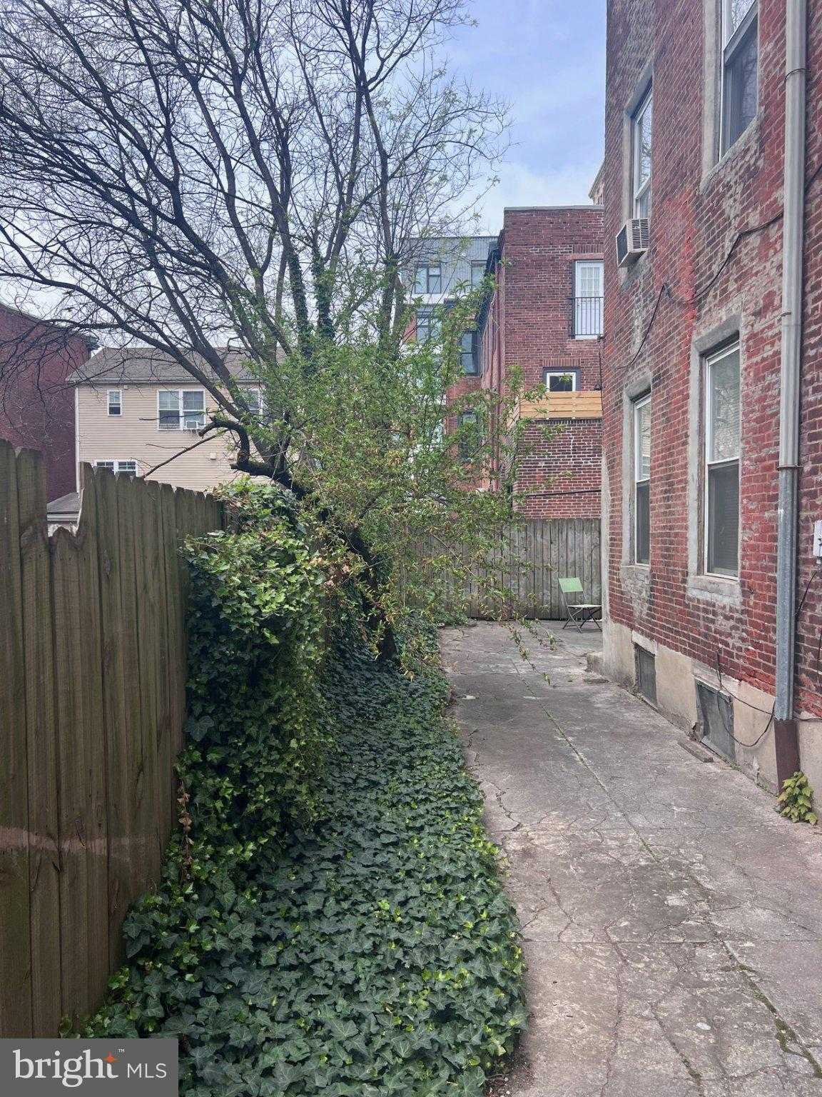 1212 N 7th St photo 43