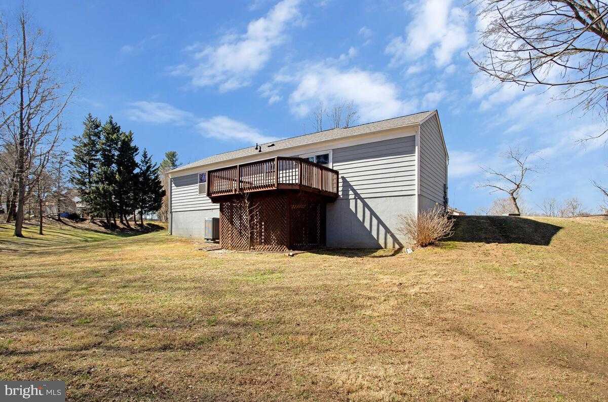 7404 Havre Turn photo 36