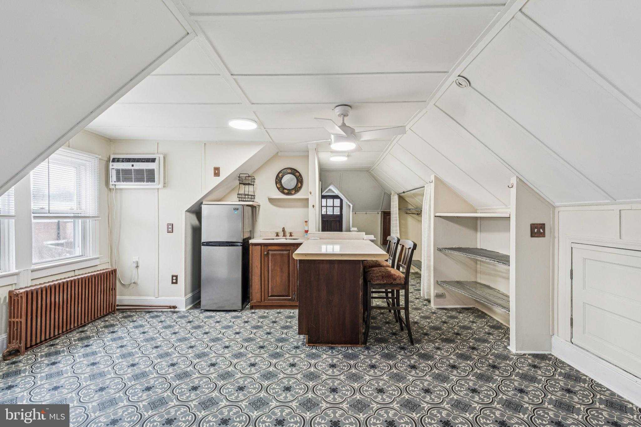 1010 Mulberry St photo 33