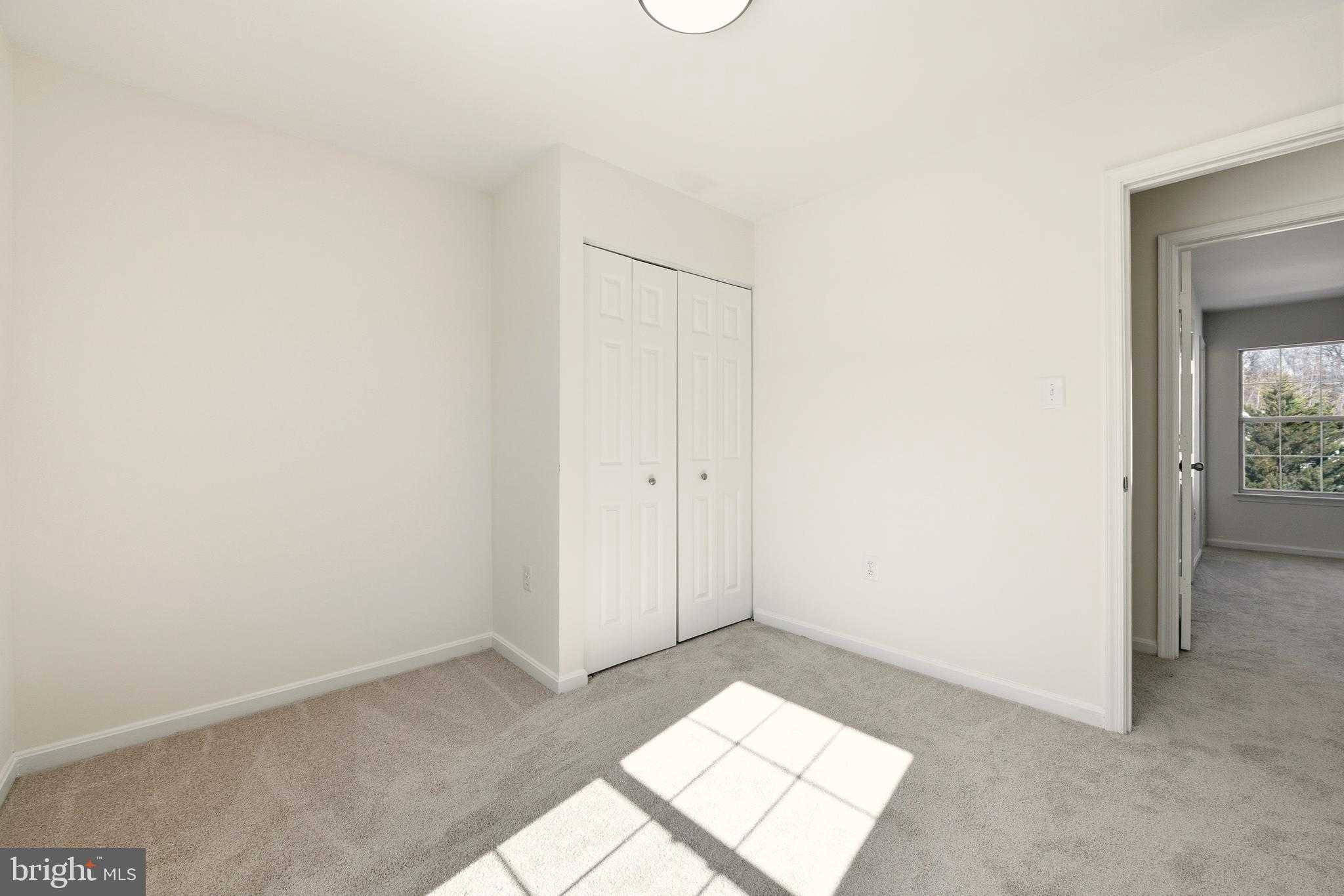 5301 Broadwater St photo 27