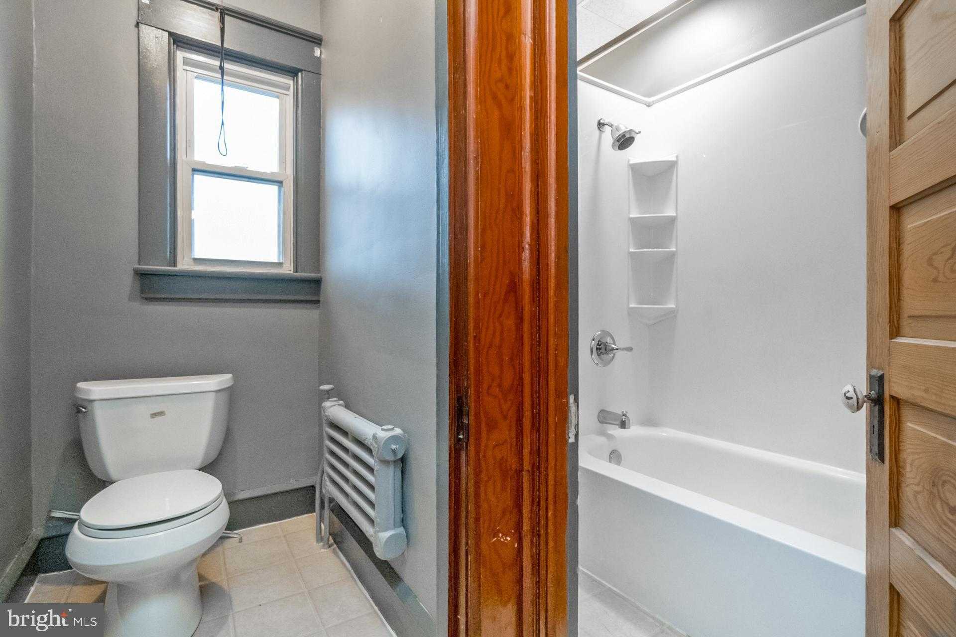 458 Lafayette Ave photo 42