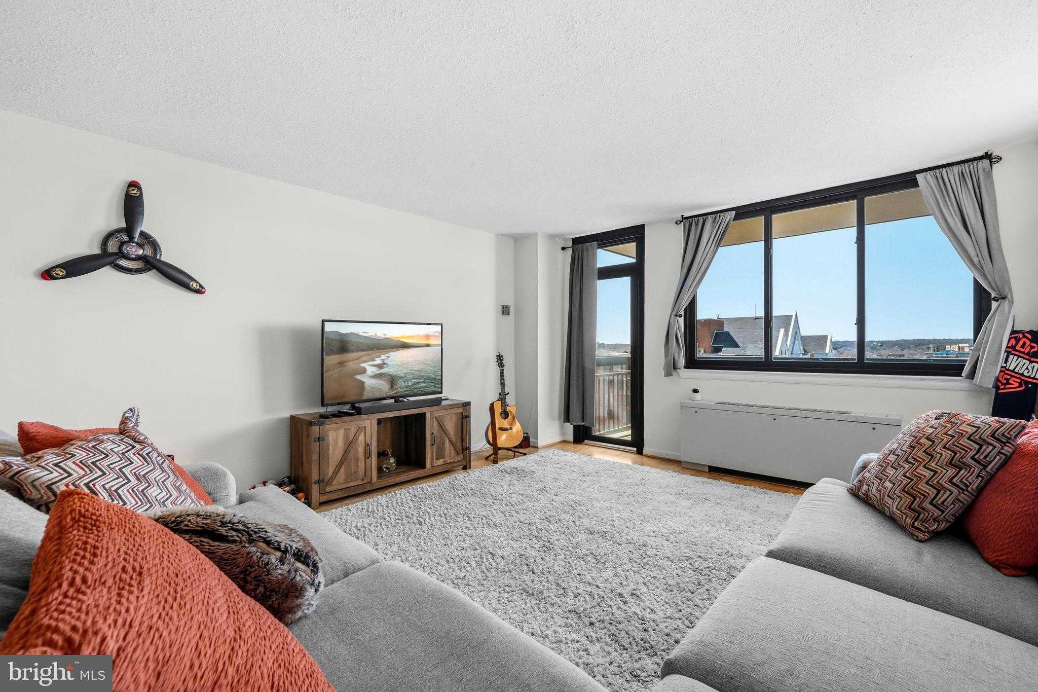 801 N Pitt St Ste 1209 photo 3