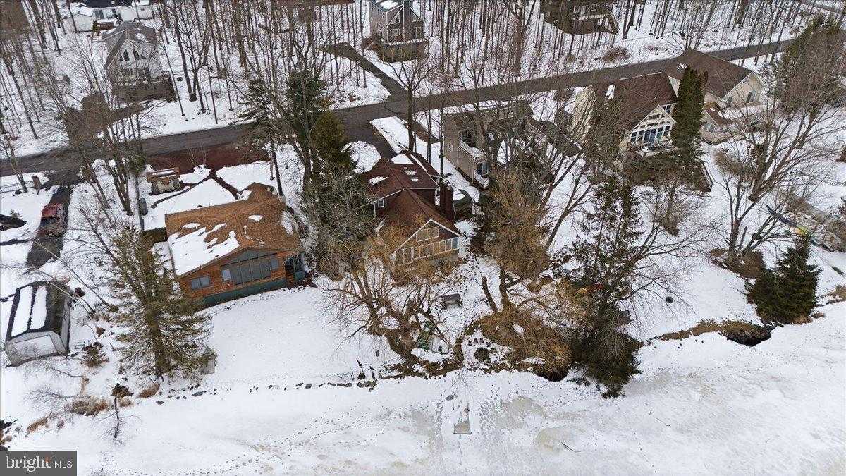 7698 Lake Shore Dr photo 12