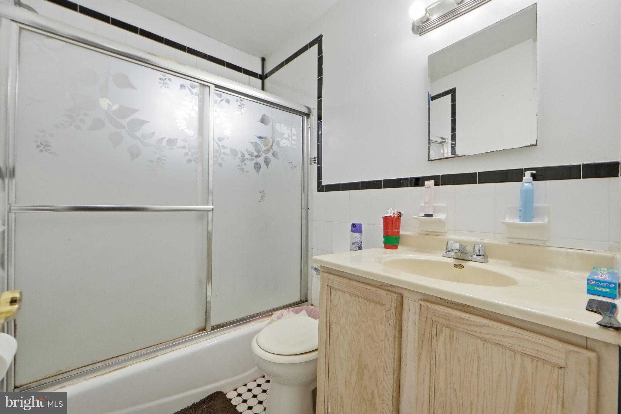 7421 Hendricks Dr photo 6