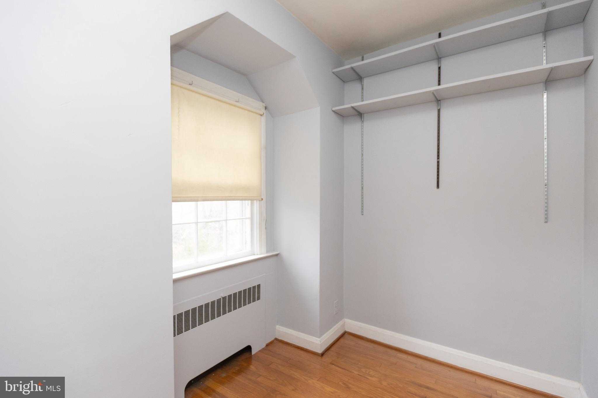 701 Hillen Rd photo 28