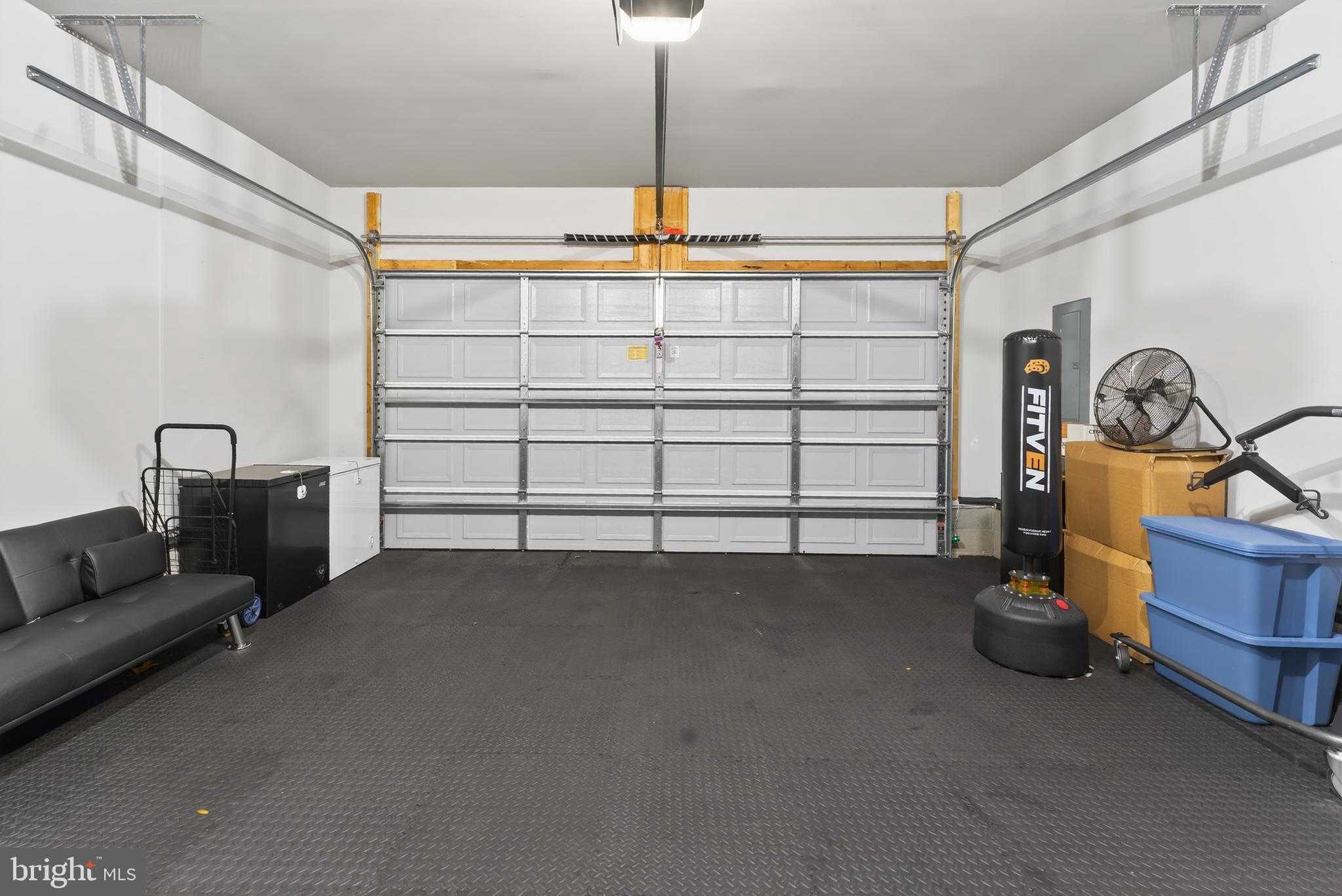 914 S Park Dr photo 17