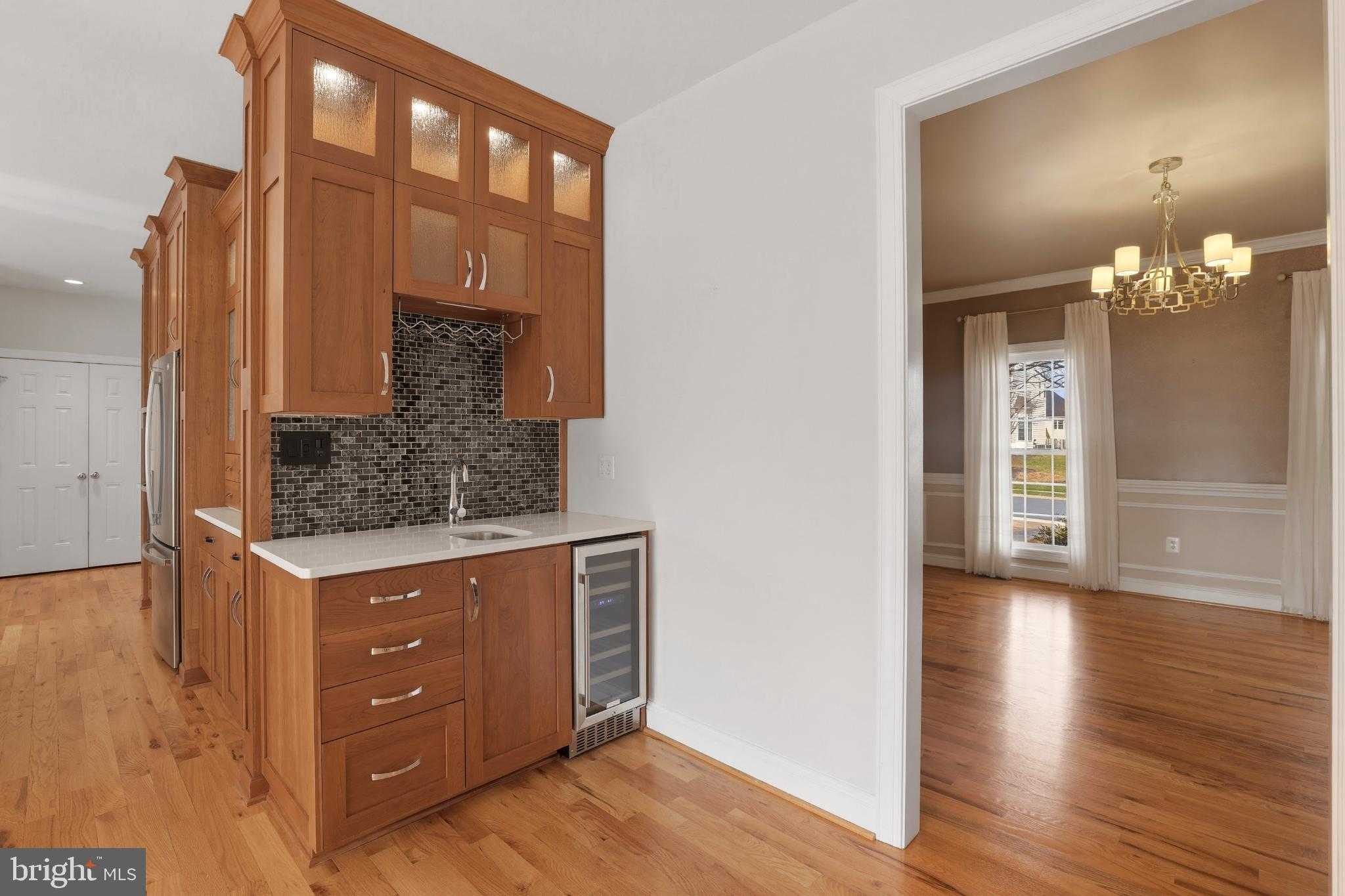 413 Montgomery CT photo 20