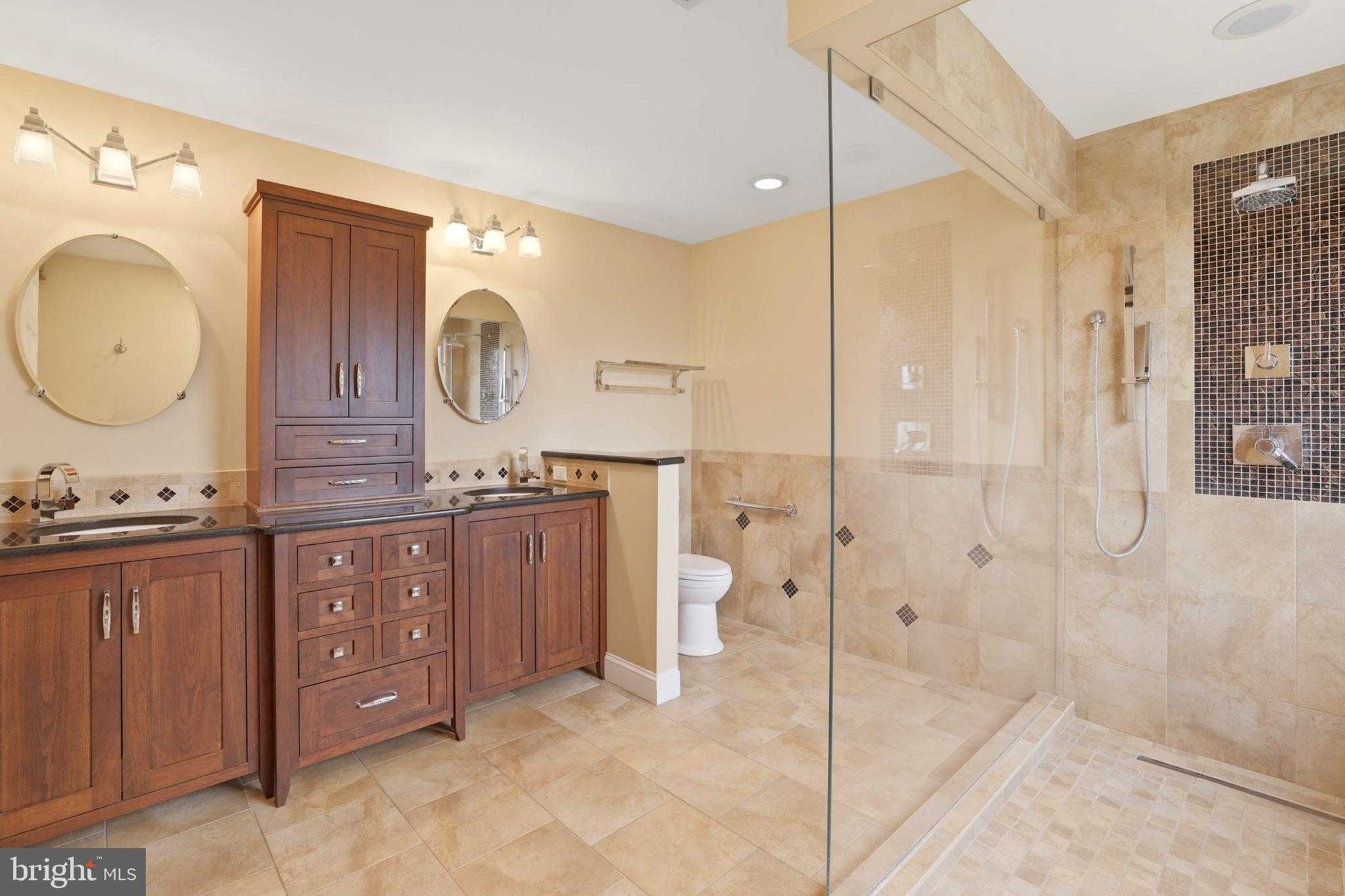 413 Montgomery CT photo 39