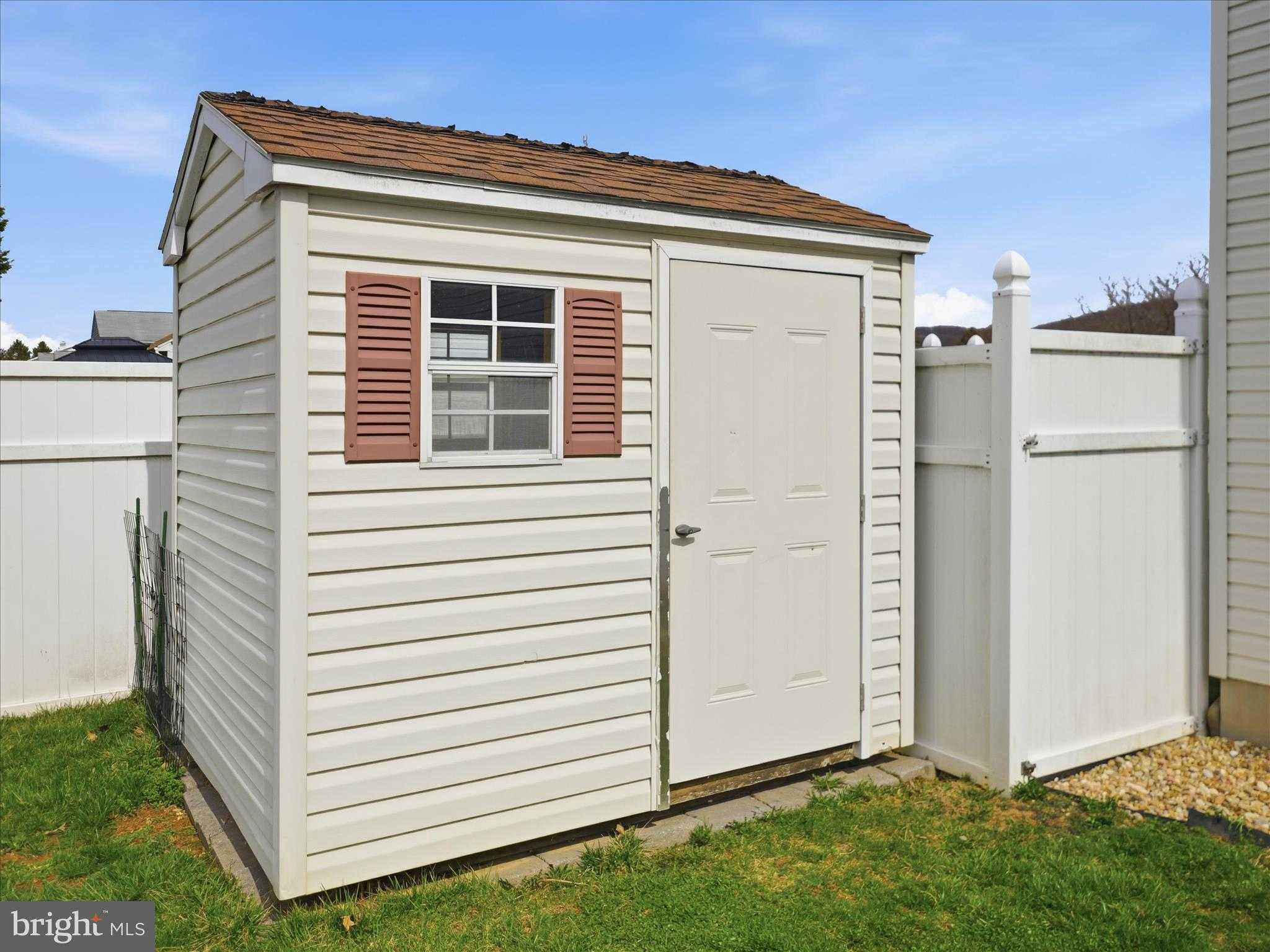 1678 Beech Ln photo 33