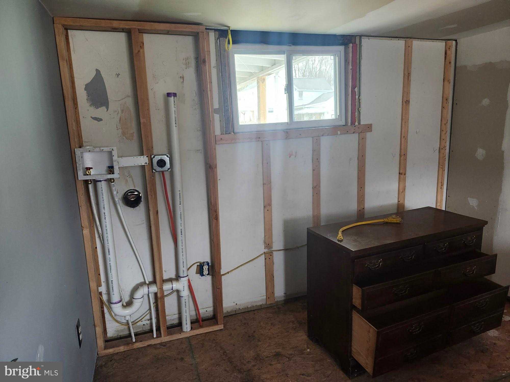 191 Spruce St photo 16