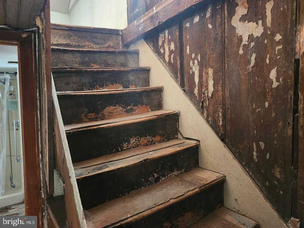 191 Spruce St photo 17