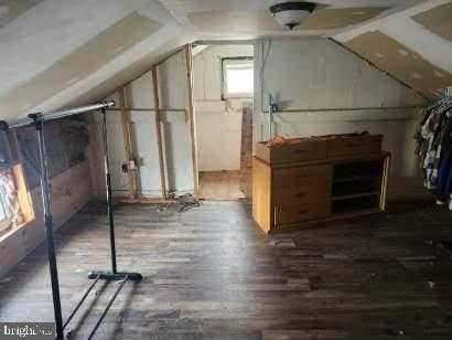 191 Spruce St photo 23