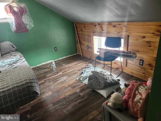 191 Spruce St photo 24