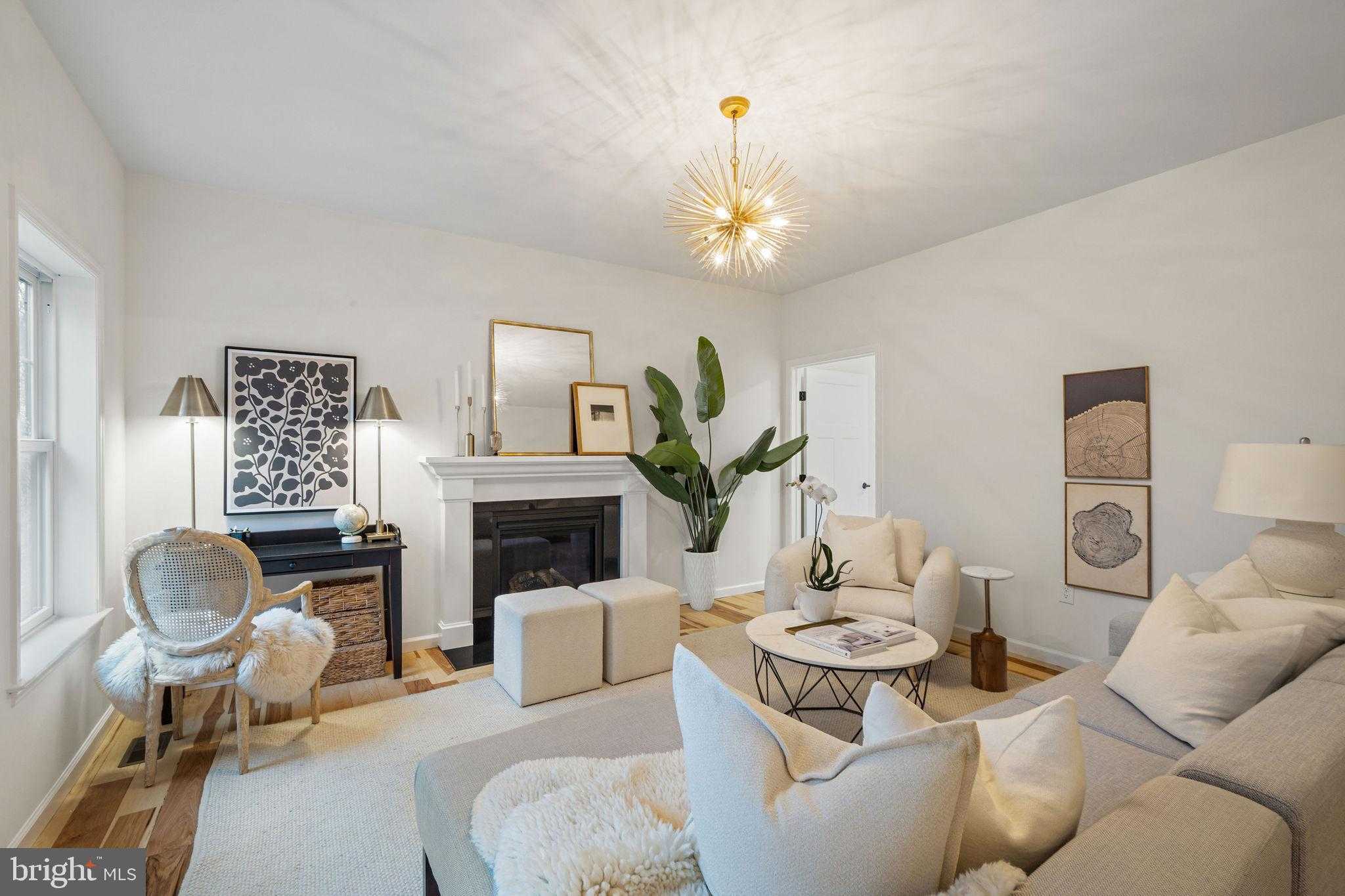 104 E Haven Ct photo 20