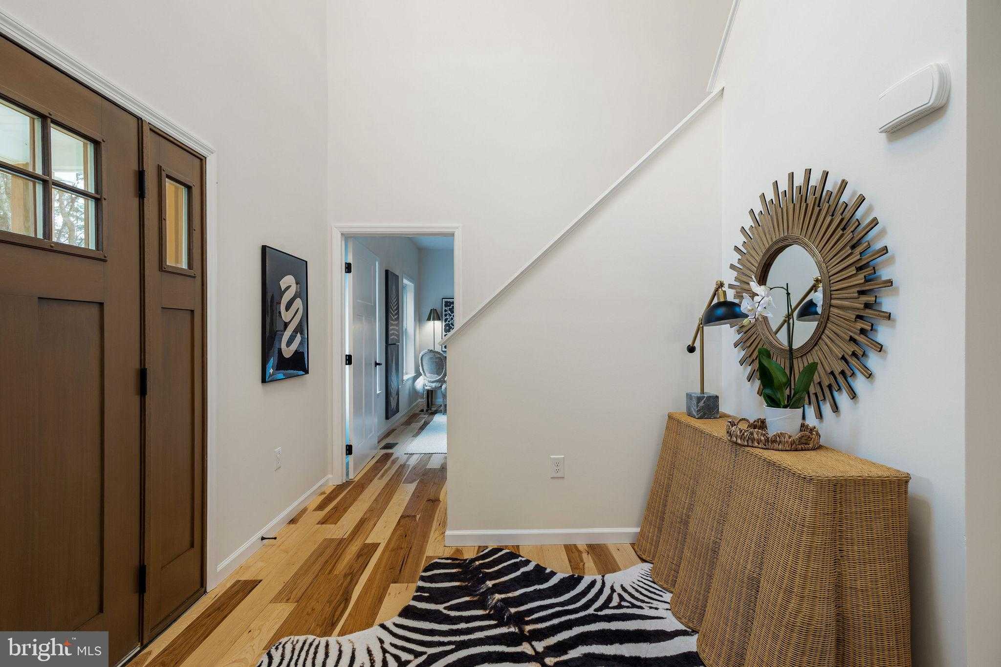 104 E Haven Ct photo 5