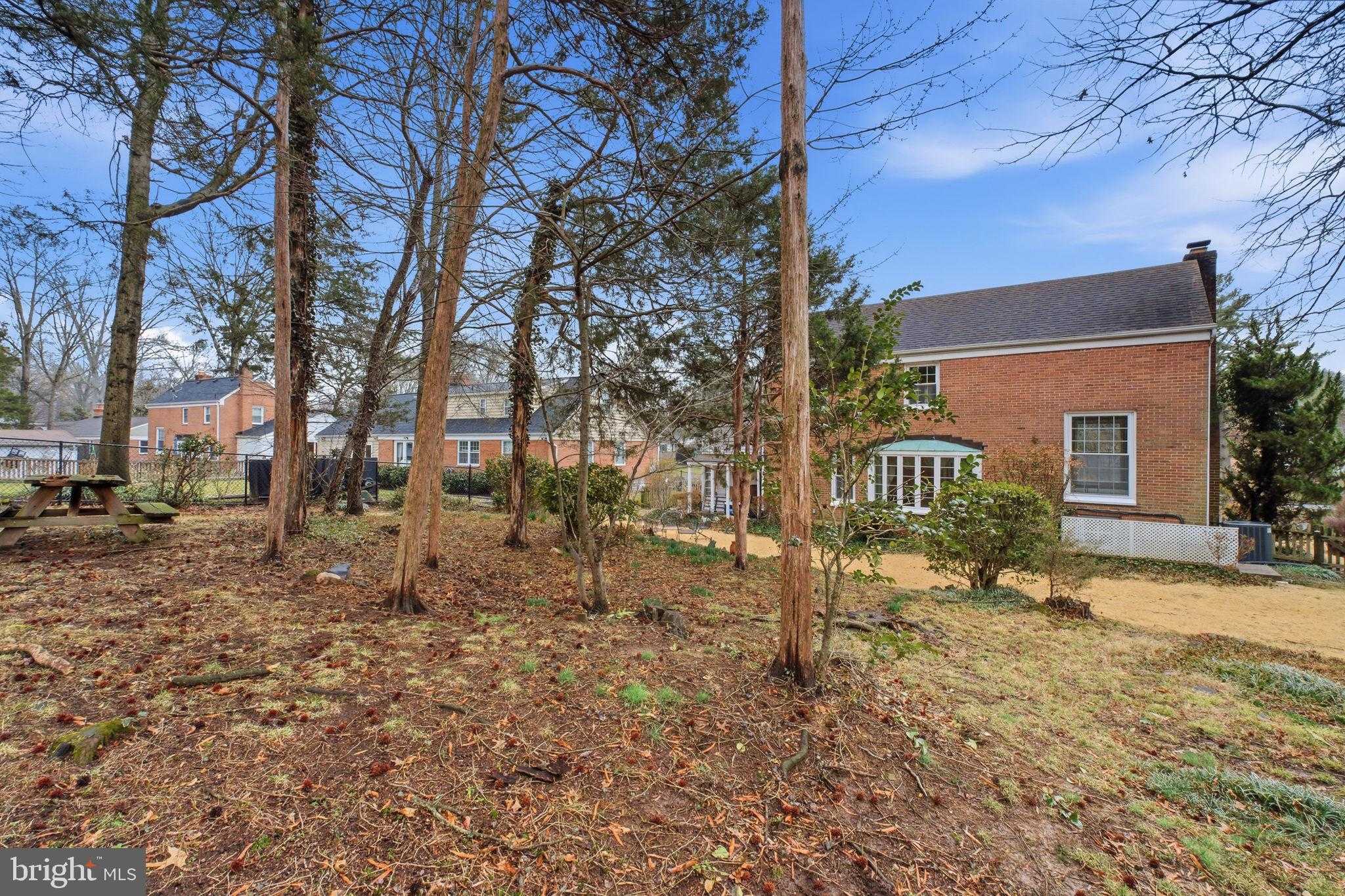 2106 Wakefield St photo 39