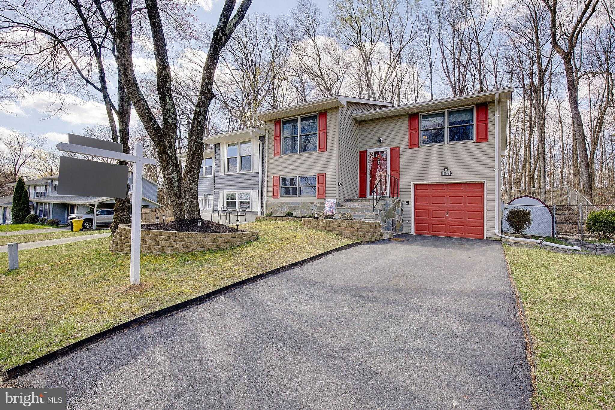 2606 April Dawn Way photo 2