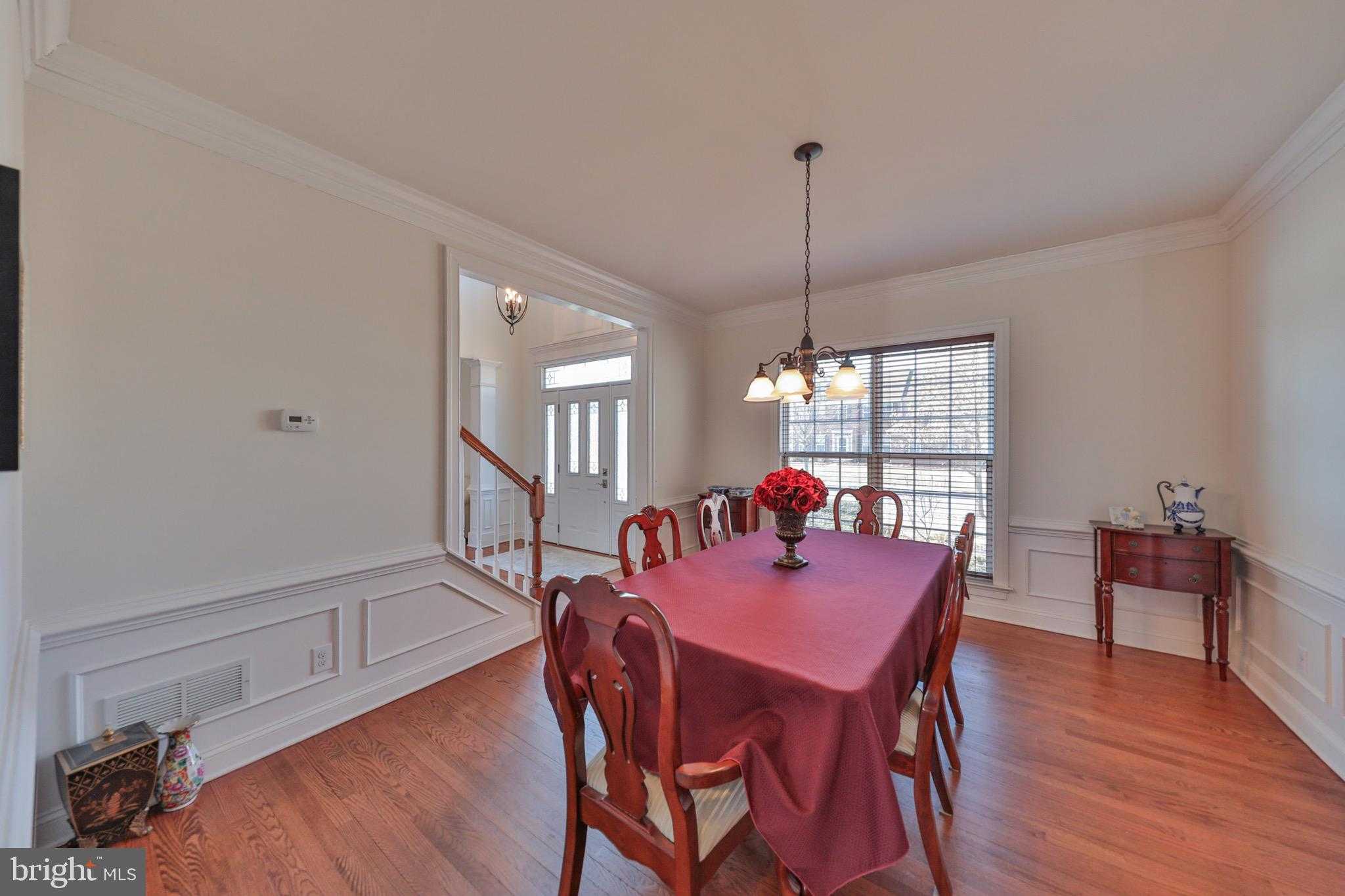 1919 Pembrooke Dr photo 14