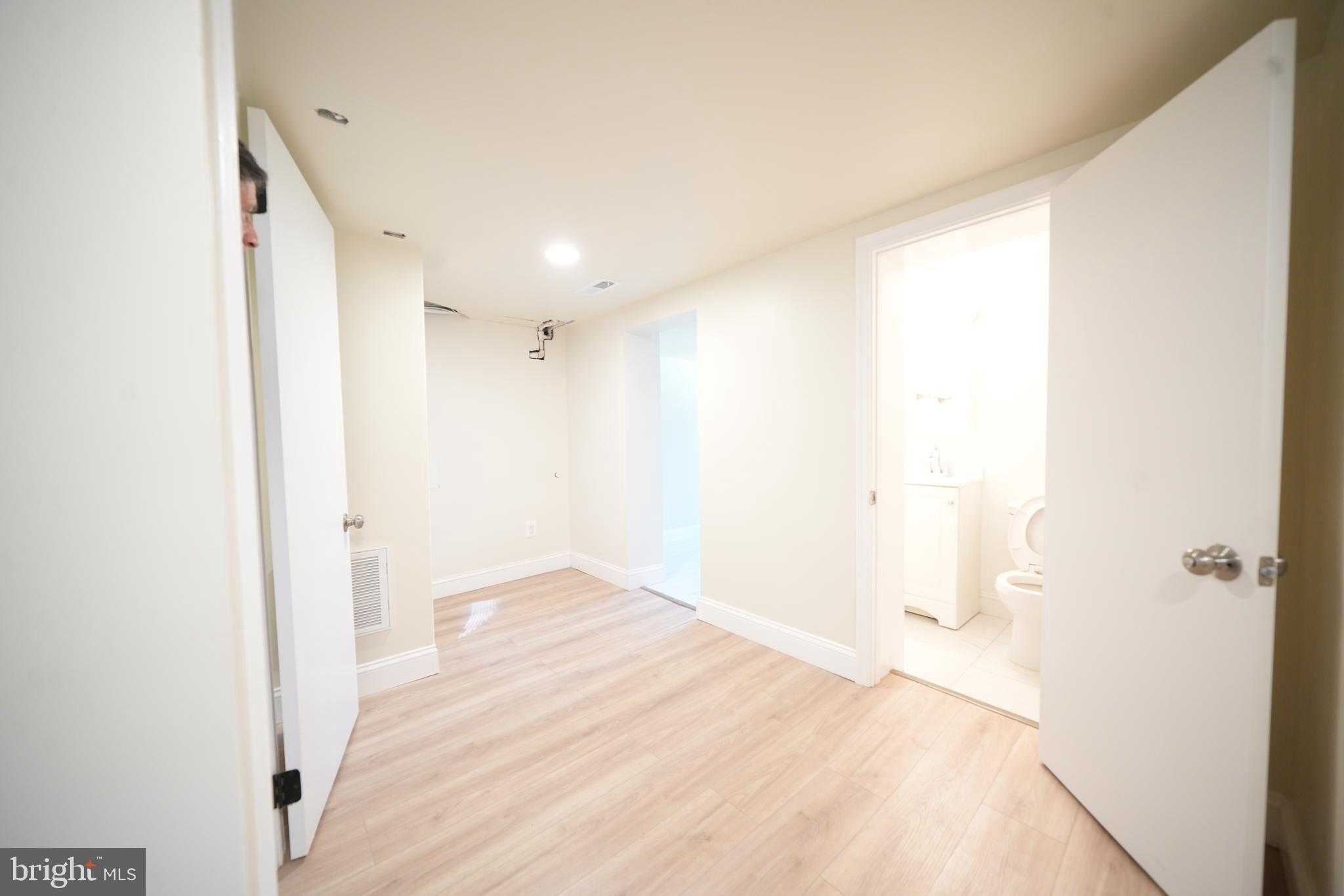 6122 54th Ave photo 24