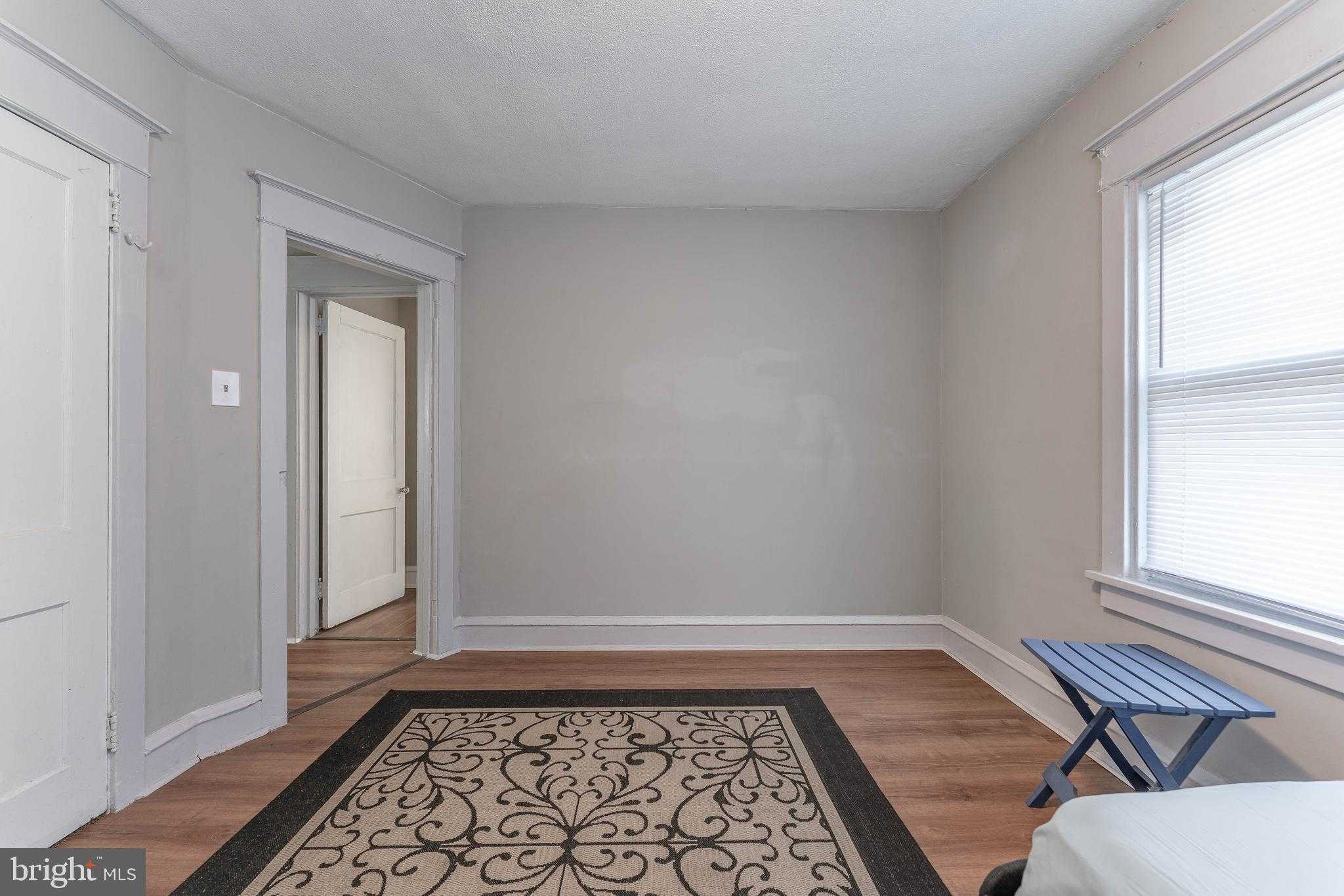 150 Kedron Ave photo 16