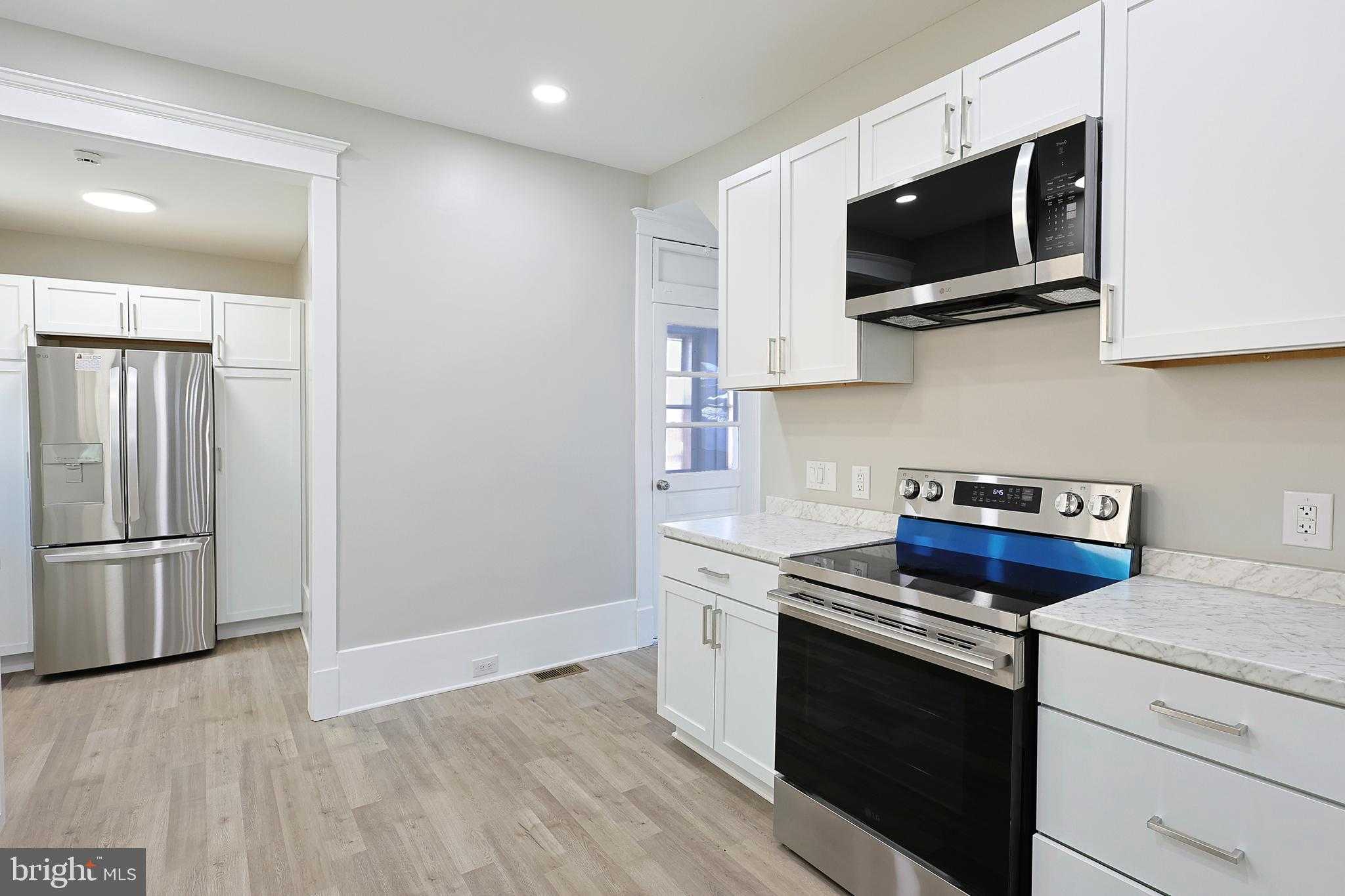 802 Bedford St photo 18