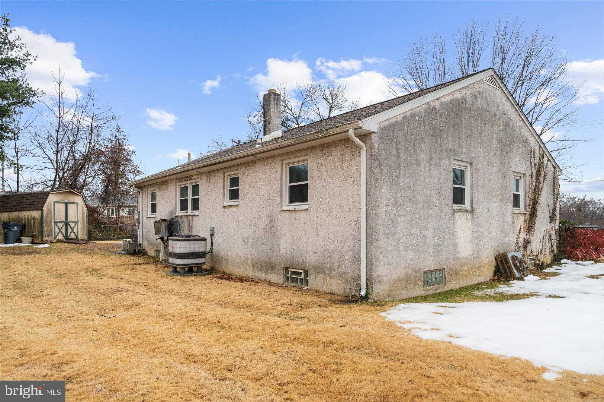 2665 Fox Ave photo 33