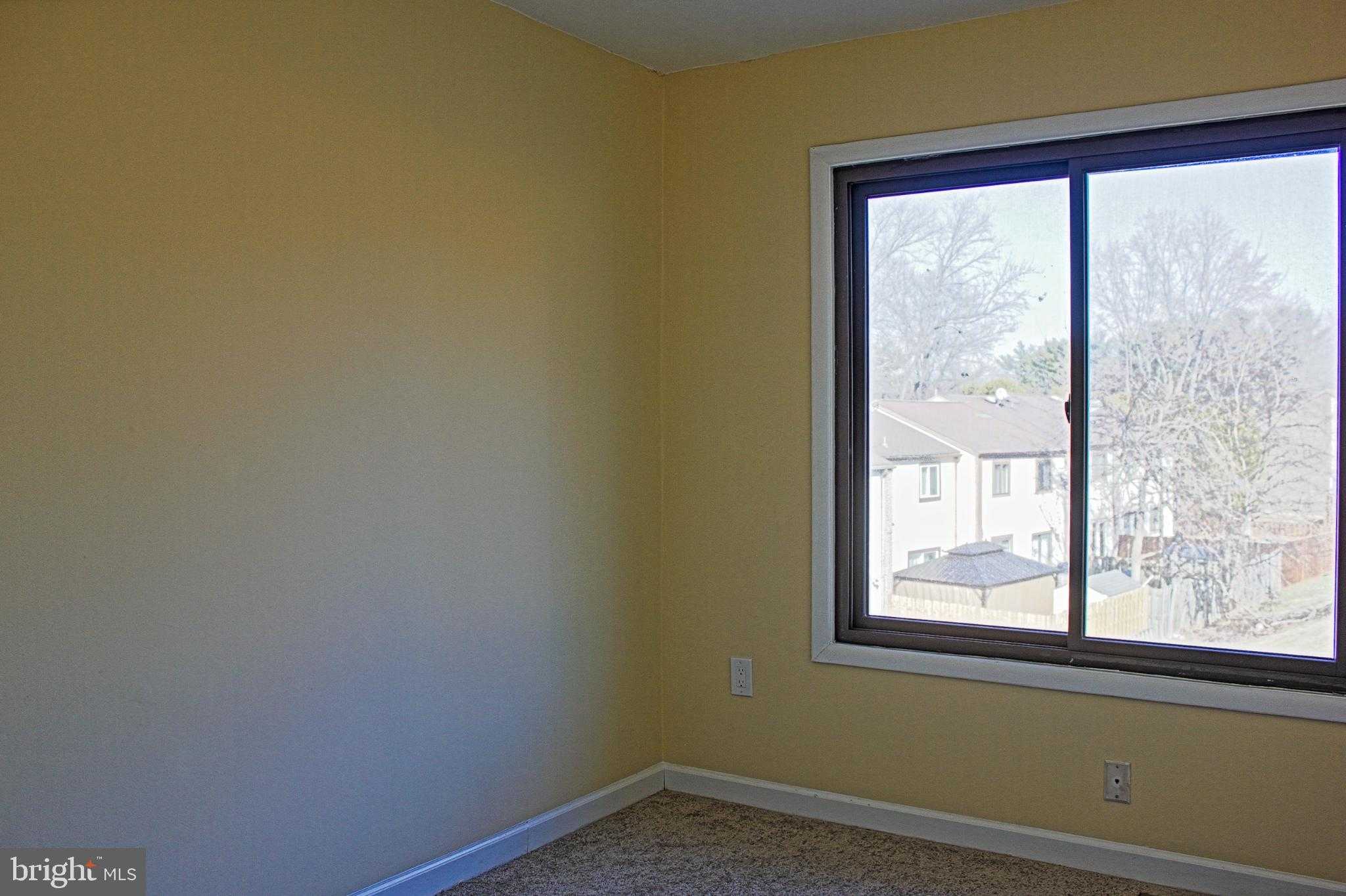 9040 Centerway Rd photo 25