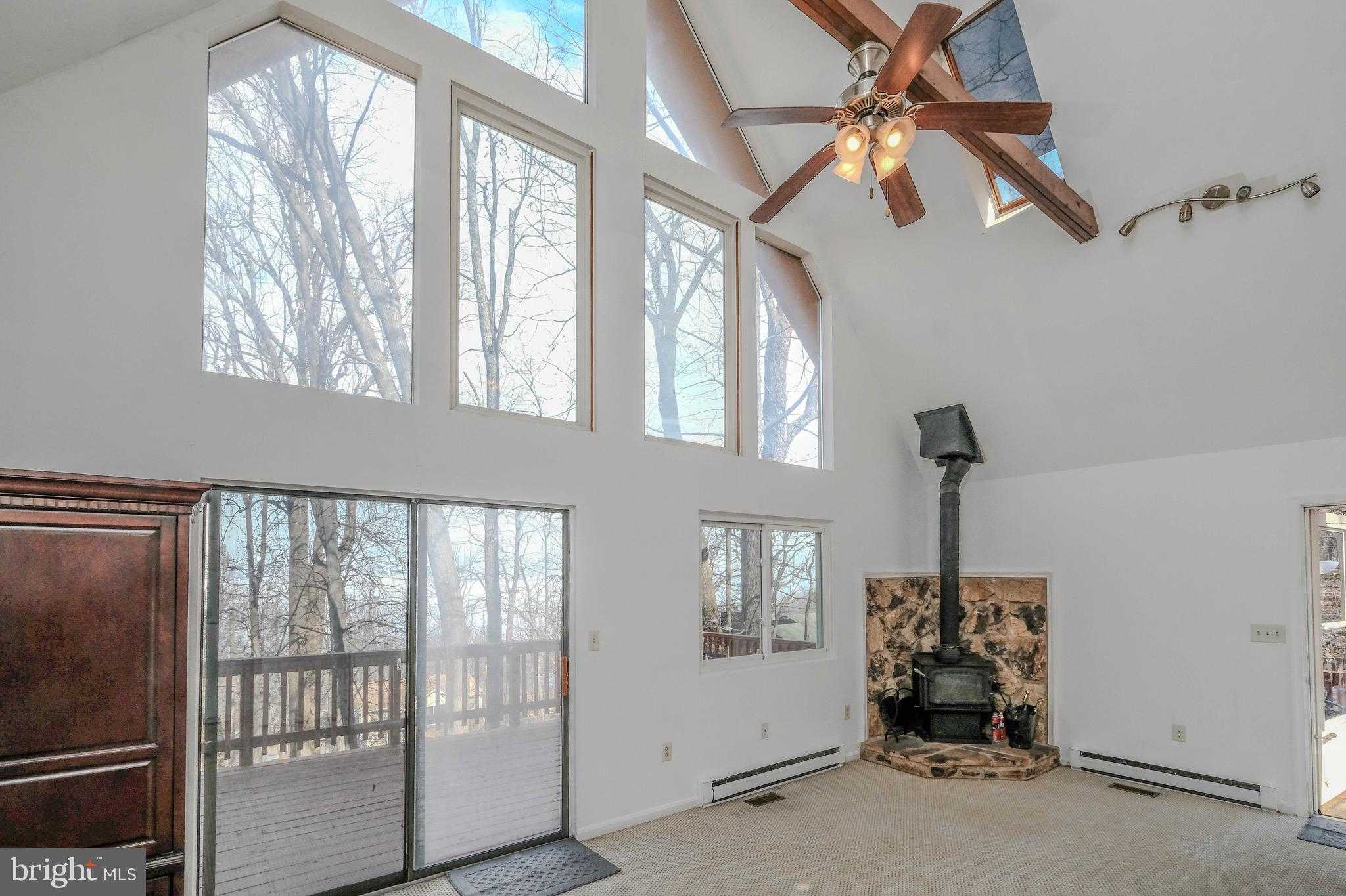 59 Alpine Dr photo 4