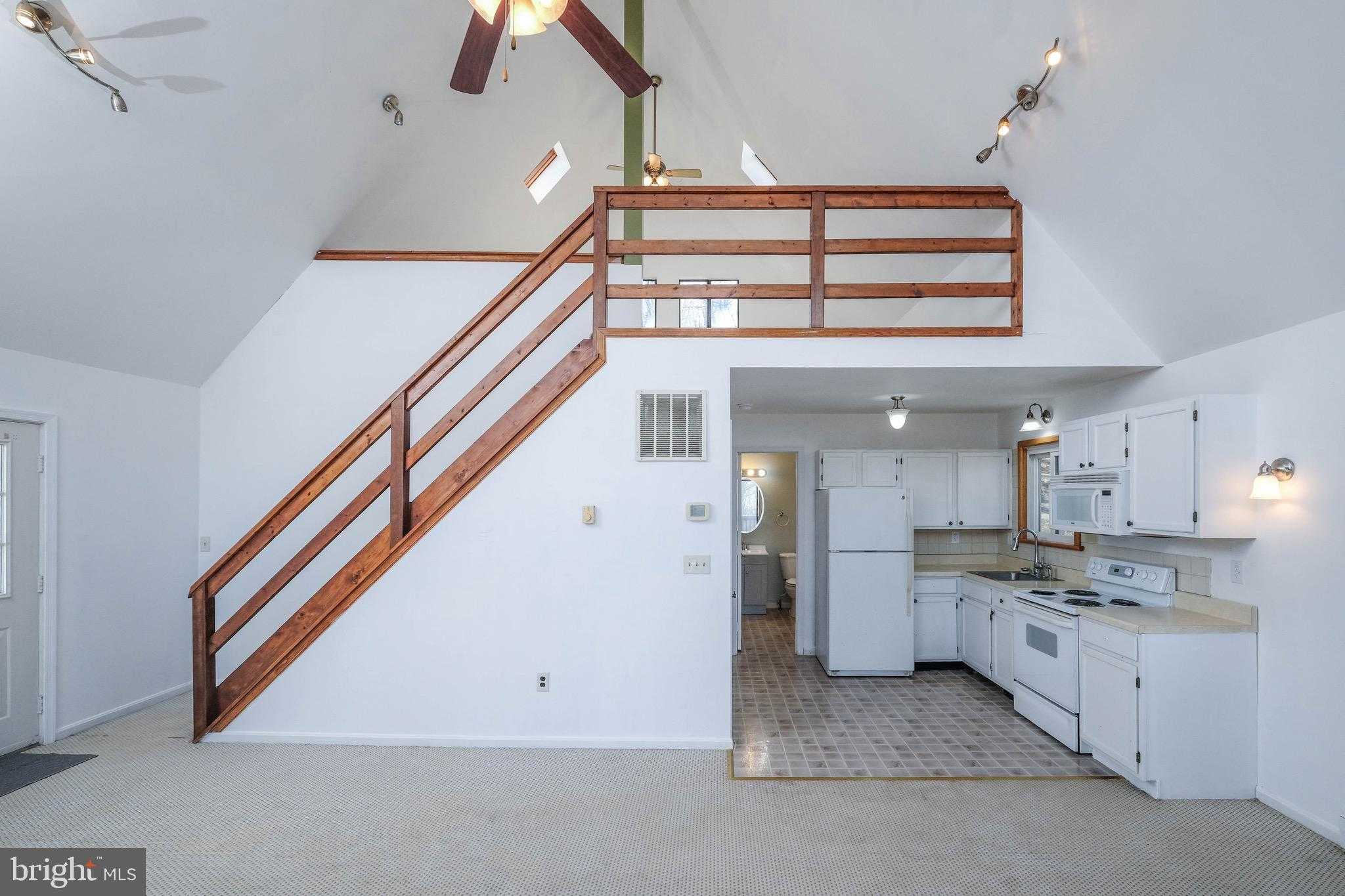 59 Alpine Dr photo 5