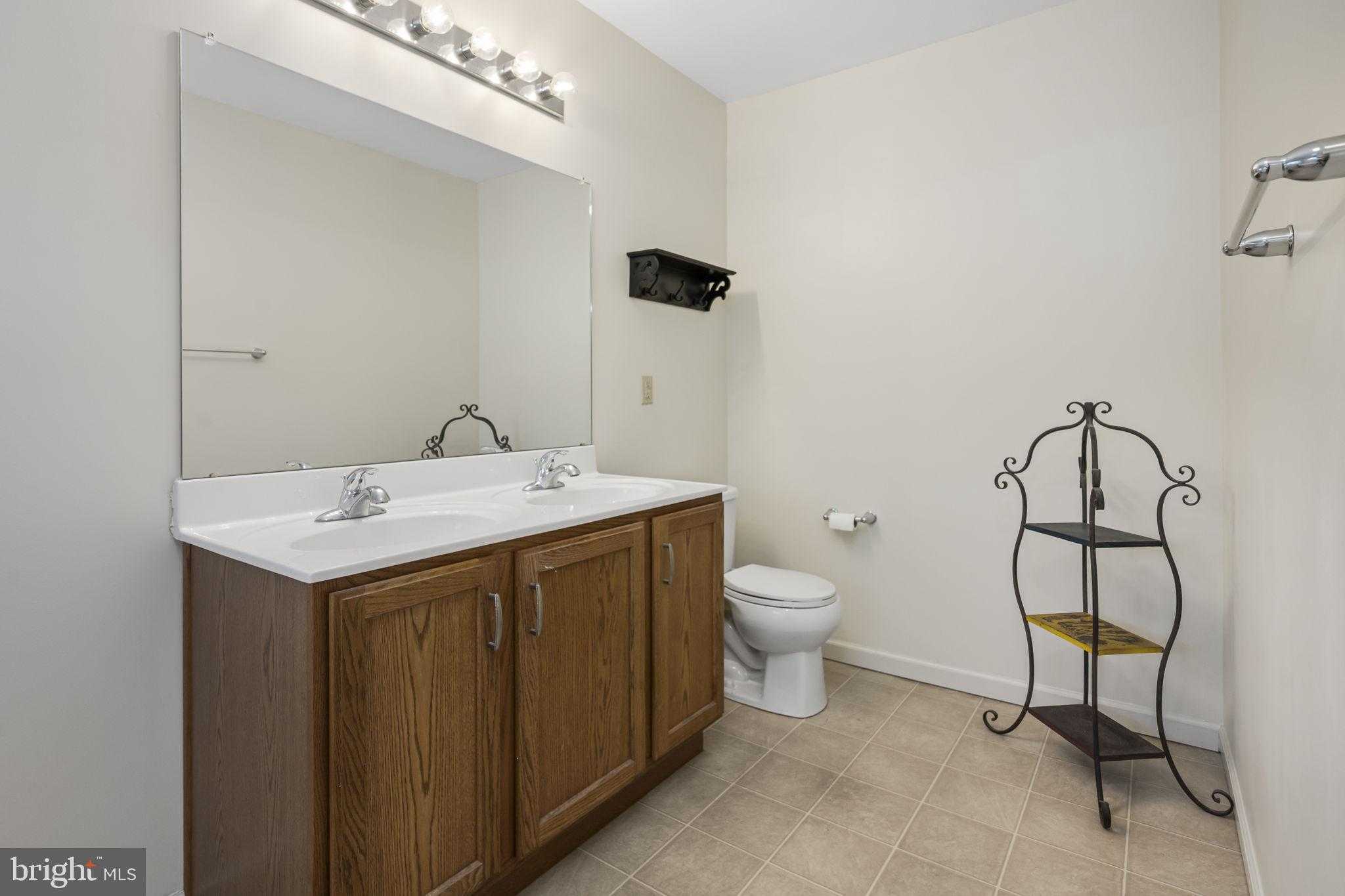 2104 Morgan Hill Dr photo 20