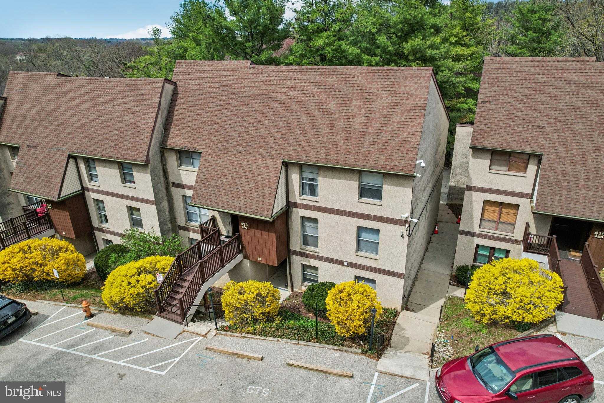 413 Shawmont Ave Apt D photo 36