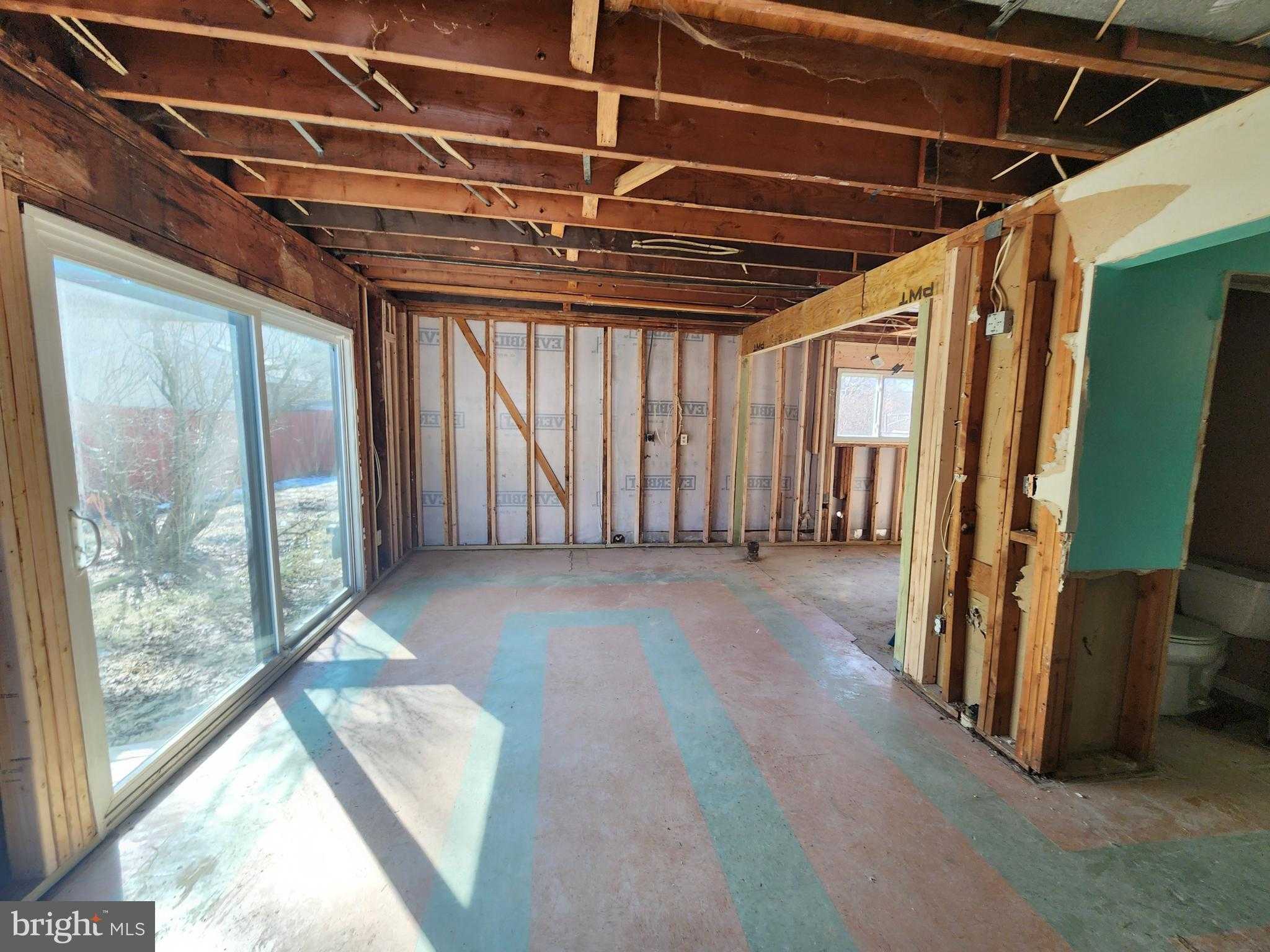 7616 Laytonia Dr photo 8