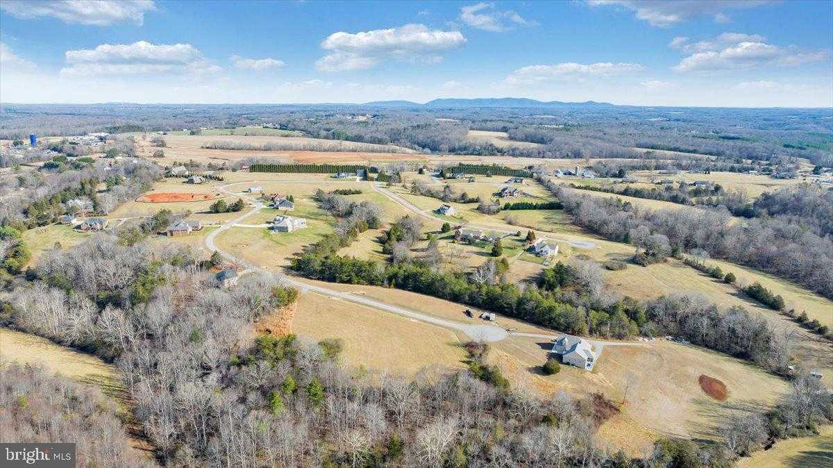 43 Halsey Ct photo 20