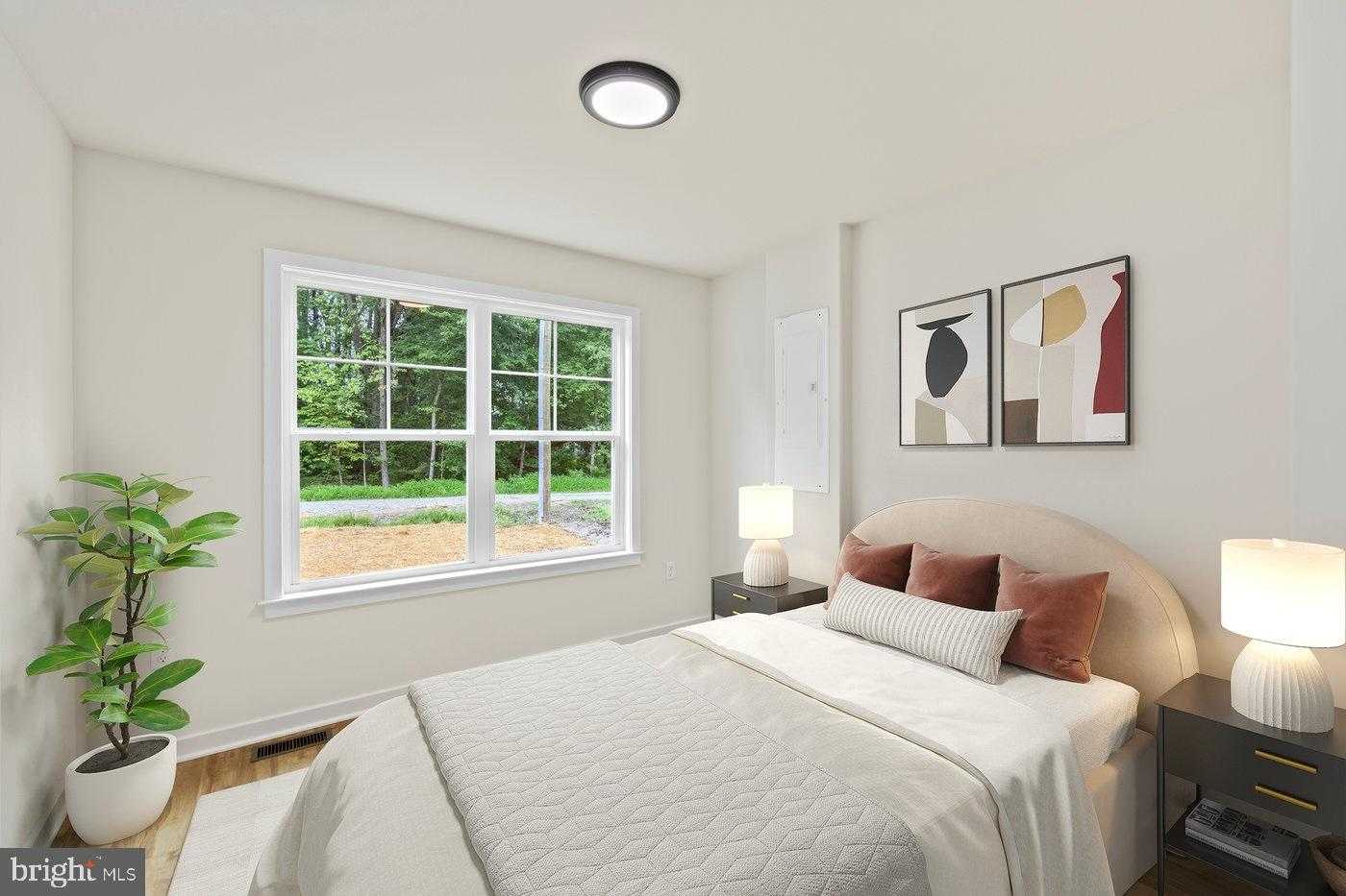 736 Circle Ln photo 9