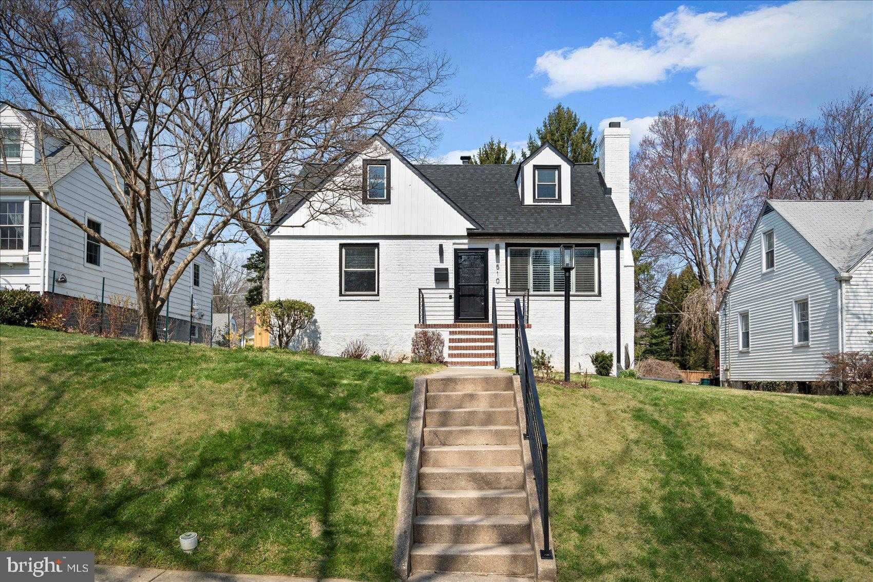 510 Overcrest Rd photo 3