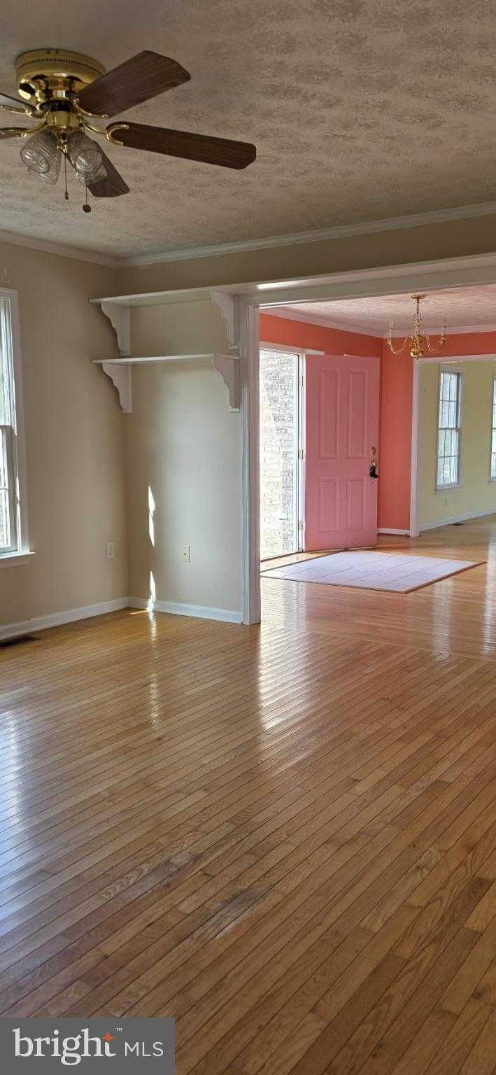 221 Winchester Dr photo 62