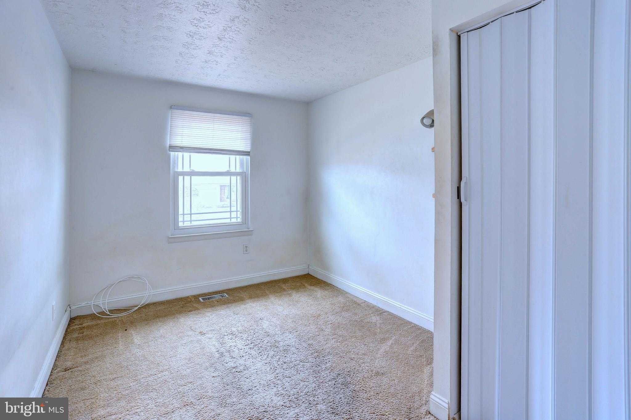 1816 Lasalle Pl photo 15